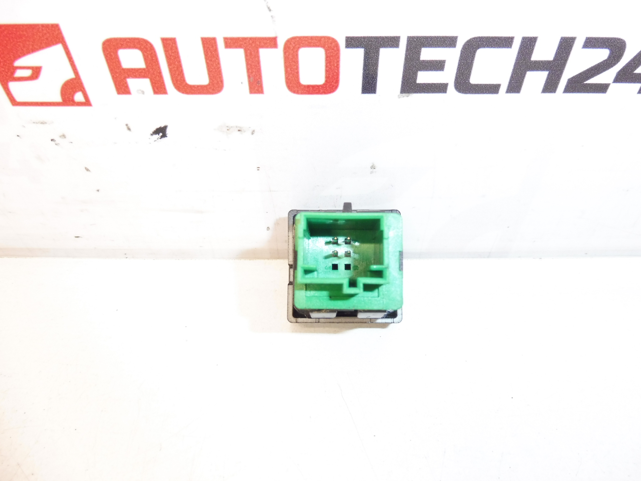 Ovladač wysokości zawieszenia Citroën C4 Picasso 96592637XT 5273F7