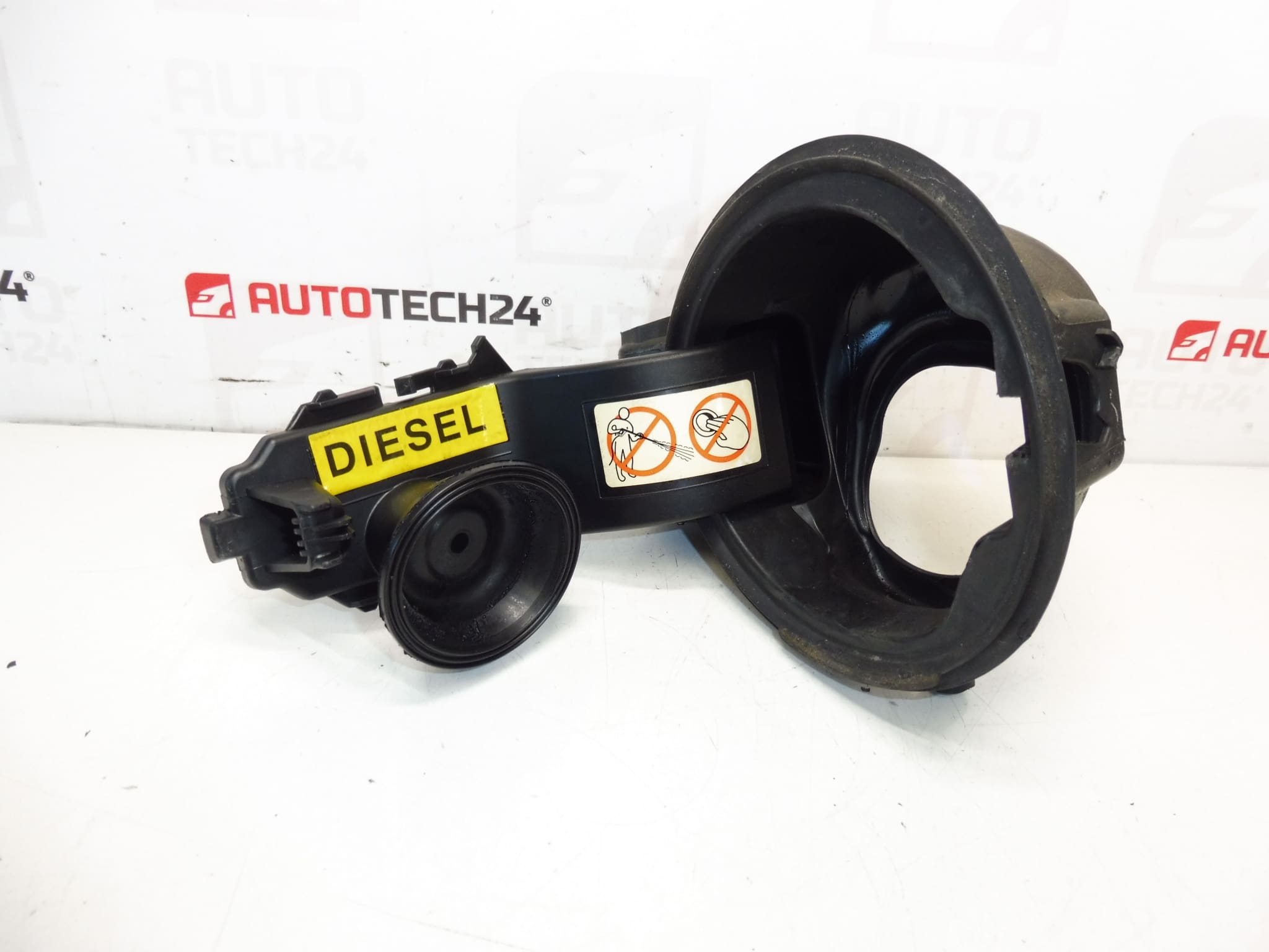 Wlew paliwa Citroën C4 Grand PICASSO 9654052280 9685086780 1517G2 - obrazek 2