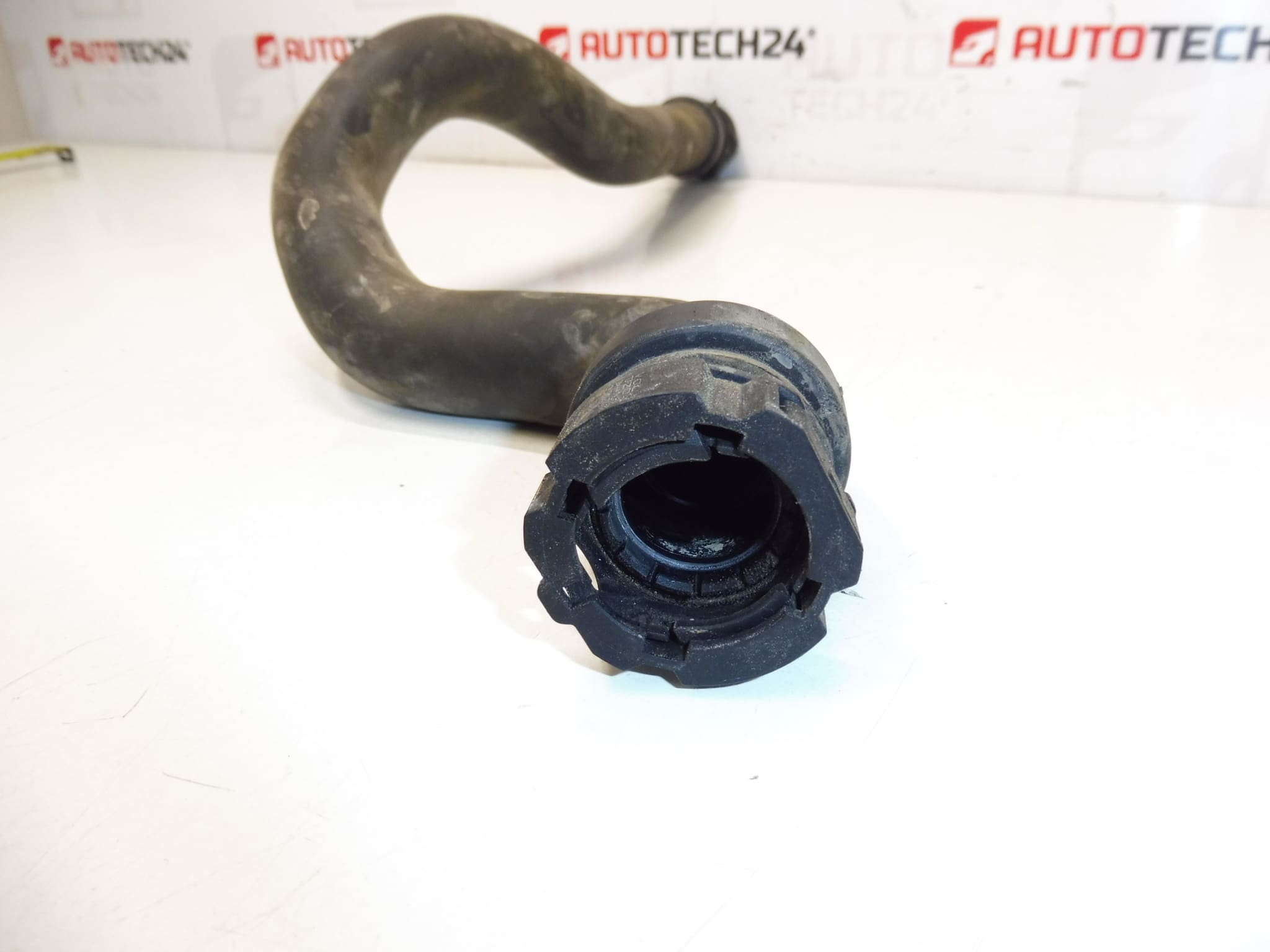 Wąż wodny Citroën Peugeot 1.6 HDI 6466CJ - obrazek 2