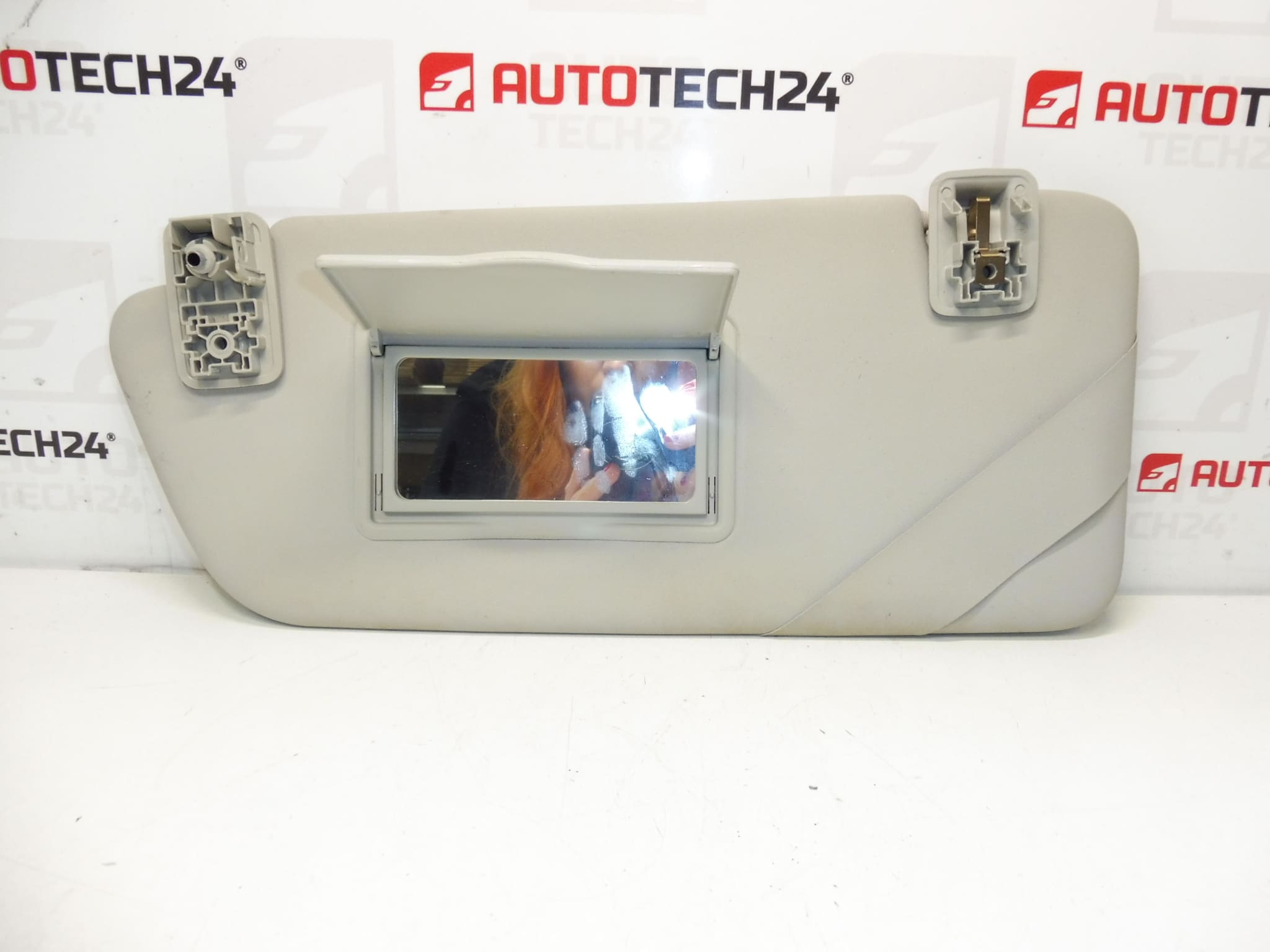 Osłona Przeciwsłoneczna Peugeot 308 Lewa 16115133BJ - obrazek 2