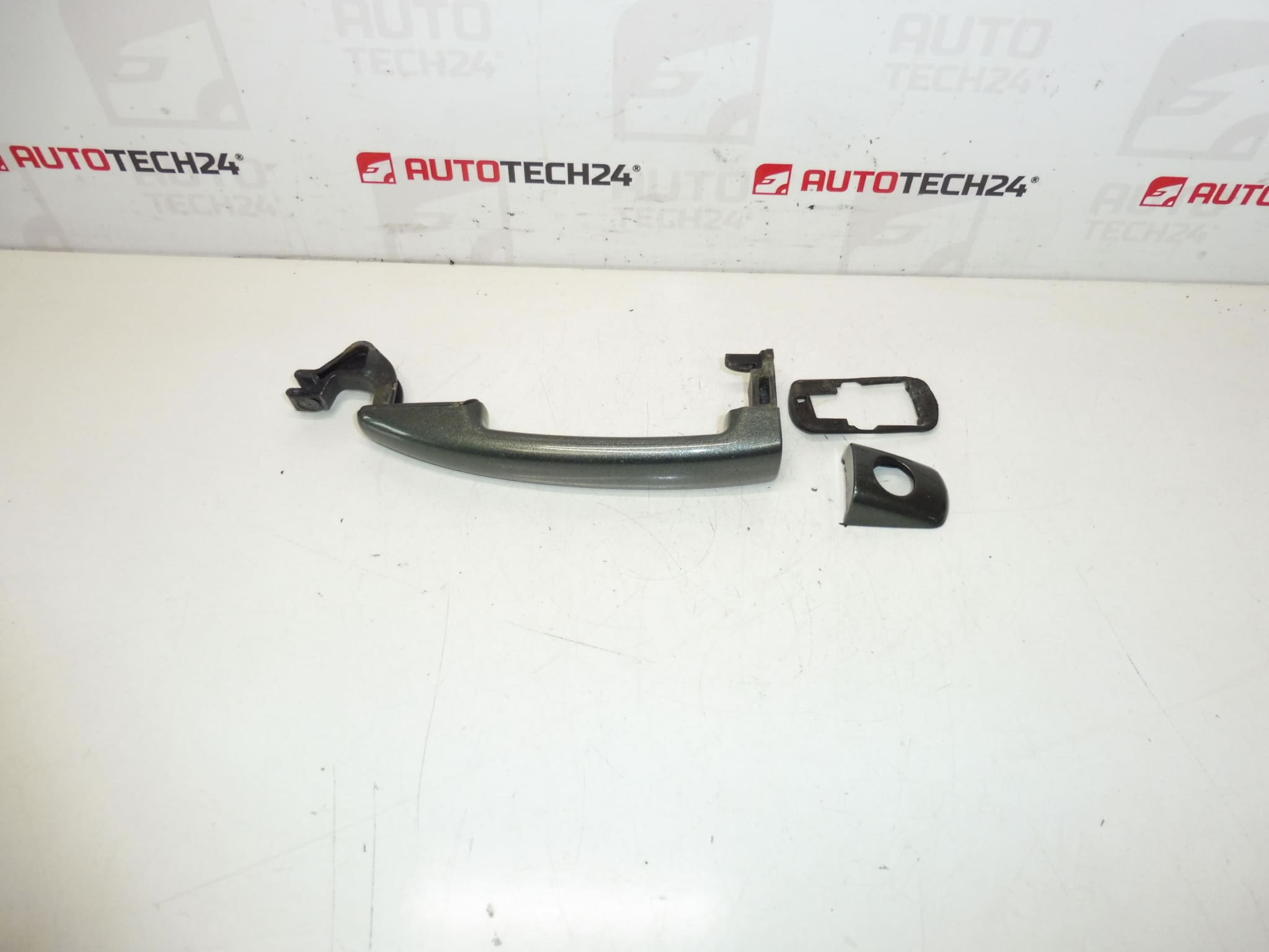 Drzwi kierowca Citroën Peugeot EZQC 9101EP