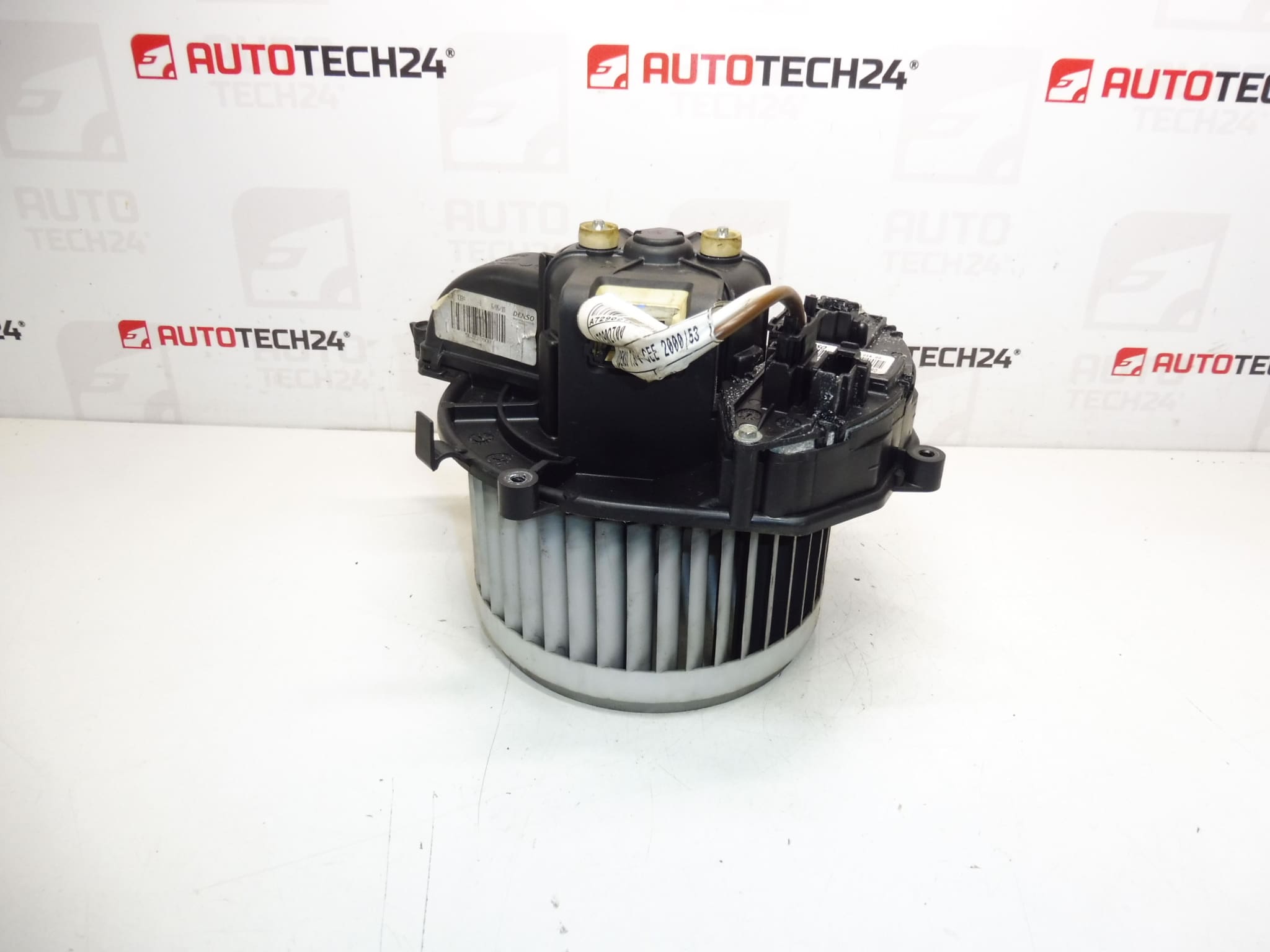 Fan ogrzewania z Denso Citroën Peugeot 6441cg 6441CE kontroler