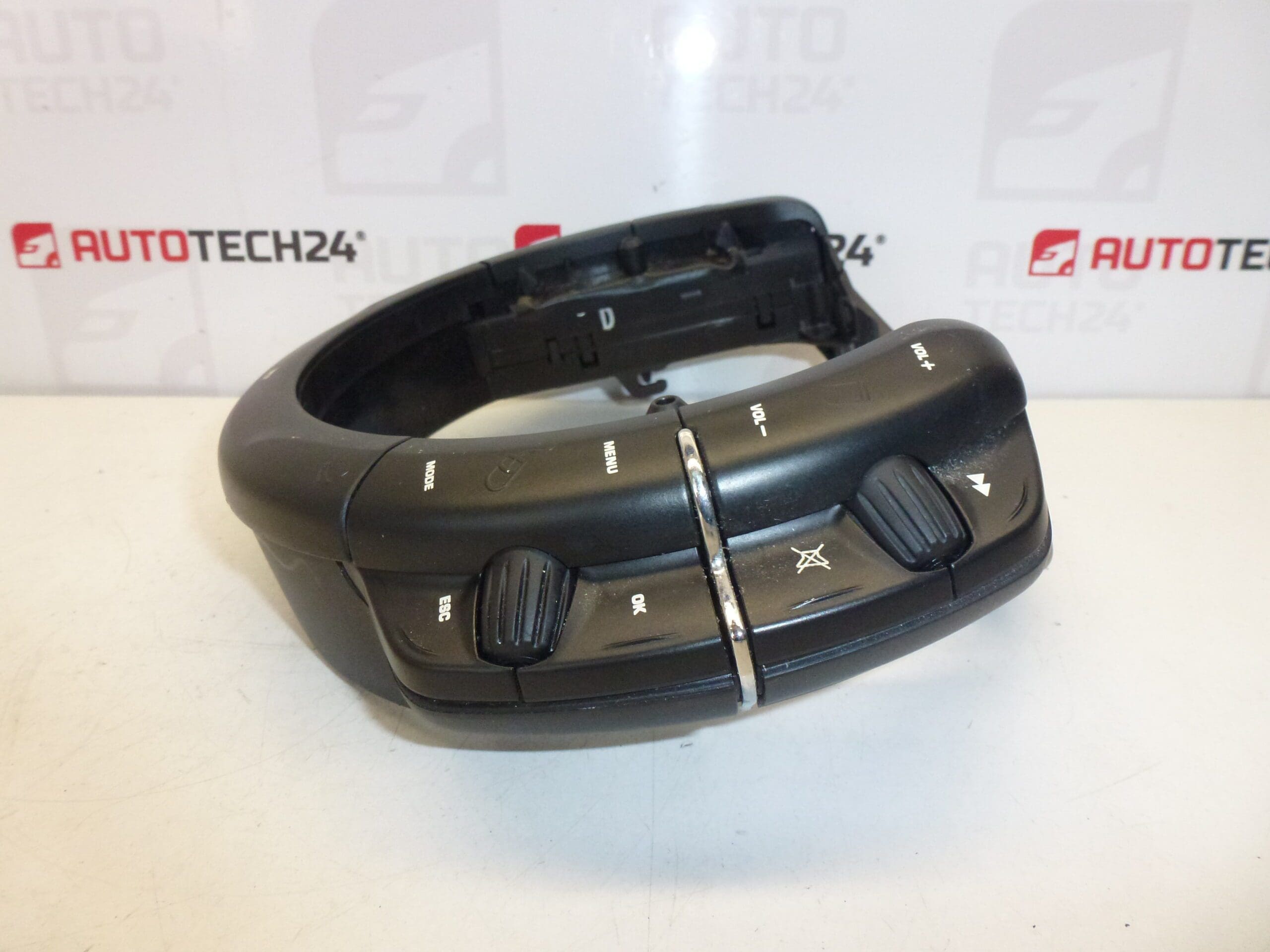 Przełączniki na kierownicy Citroën C4 96624938XT 6242P0 - obrazek 2