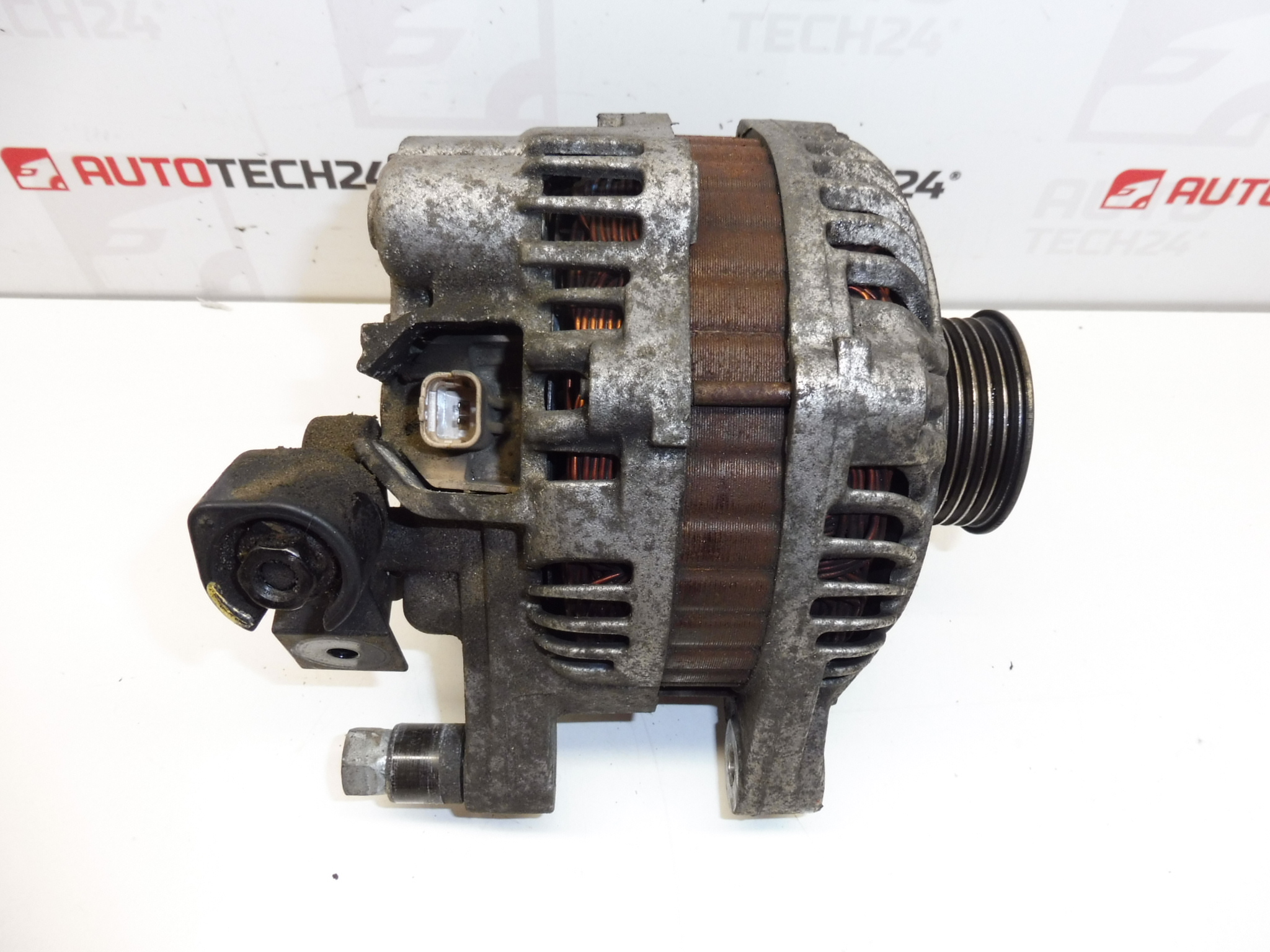 Alternator Mitsubishi CL12 9649846880 A003TG1891 5705CF