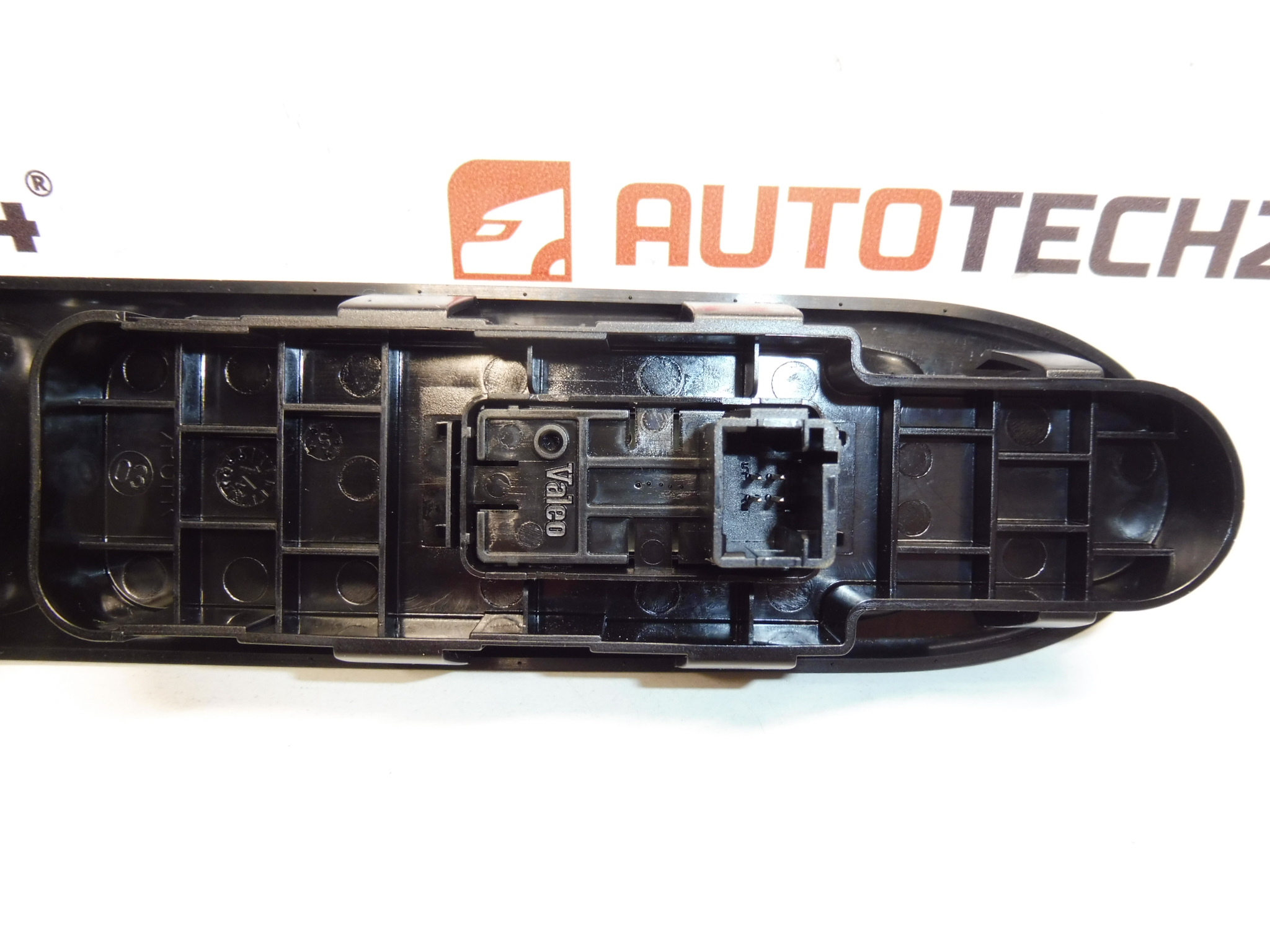 Sterowanie szybami Citroën C3 Picasso 6490P9