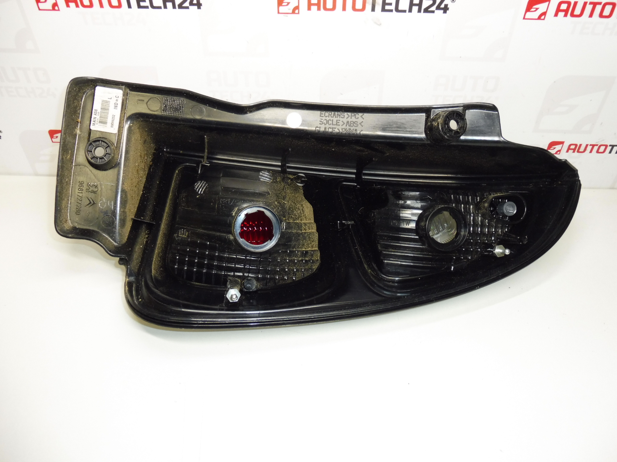 Lampa tylna lewa Citroën C3 Picasso 89089252 6350GL