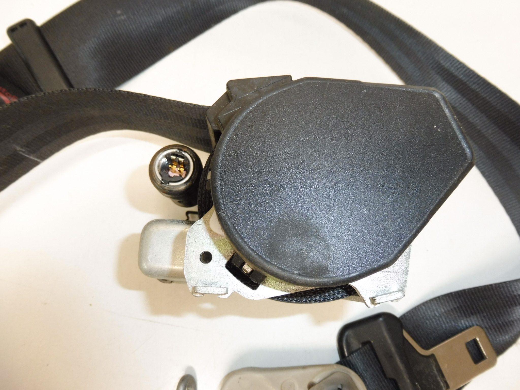 Pas pirotechniczny prawy pas bezpieczeństwa Peugeot 207 96498058XX 8975CA