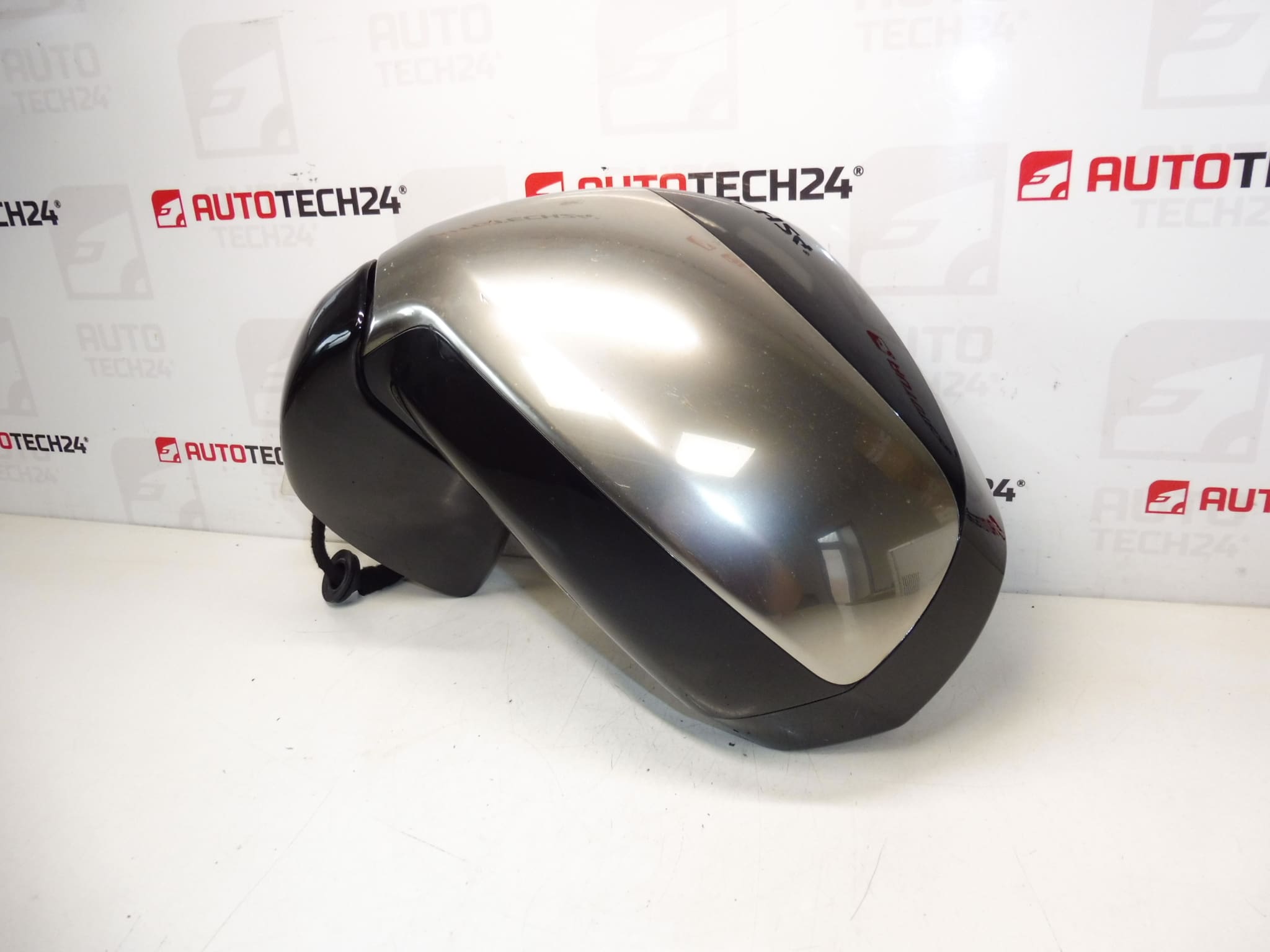 Lewy lusterka wsteczna Chrome Citroën C3 Picasso 1609347480