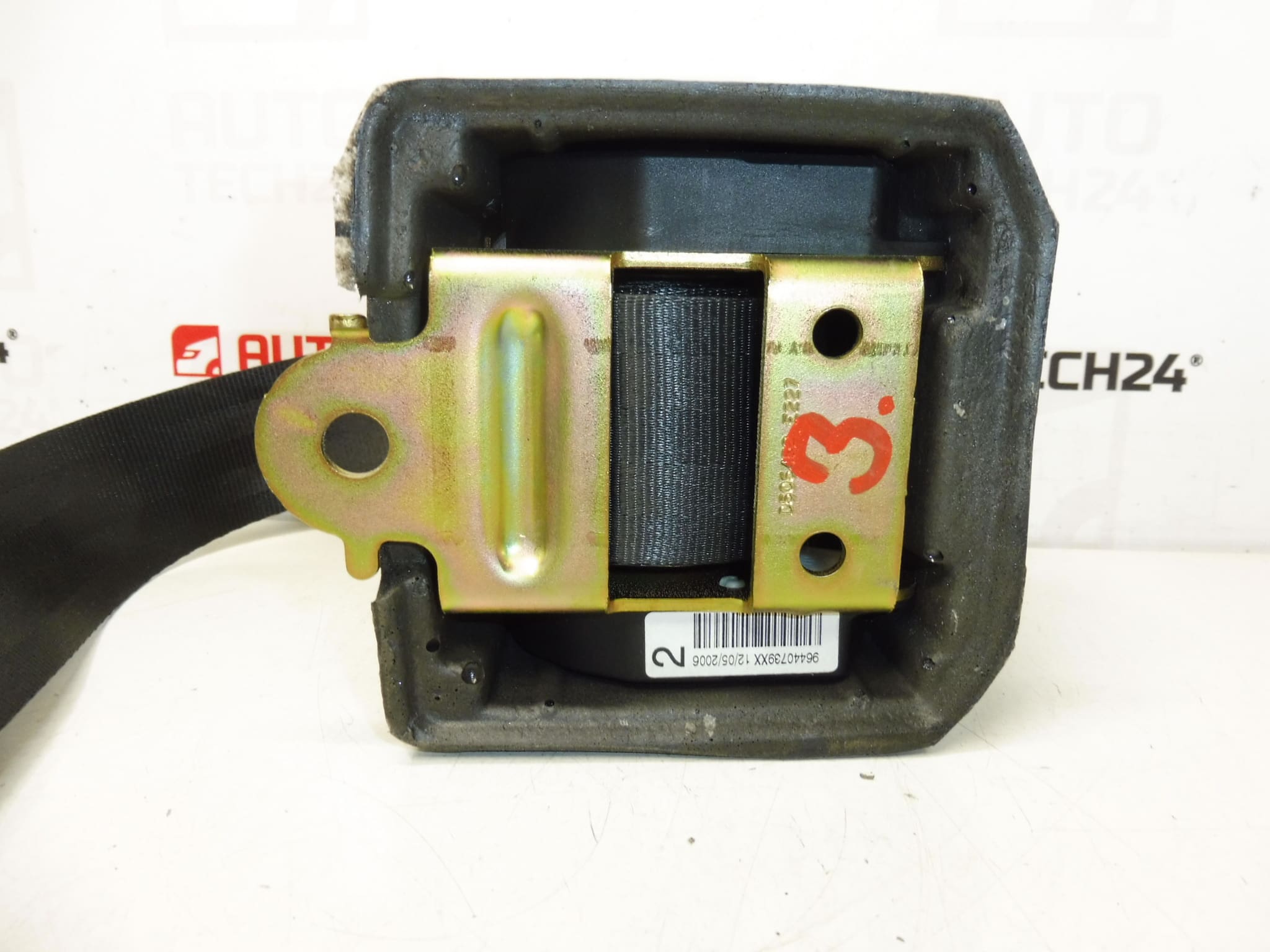 Tylny pas bezpieczeństwa Peugeot 407 96440739XX 8974HK - obrazek 2