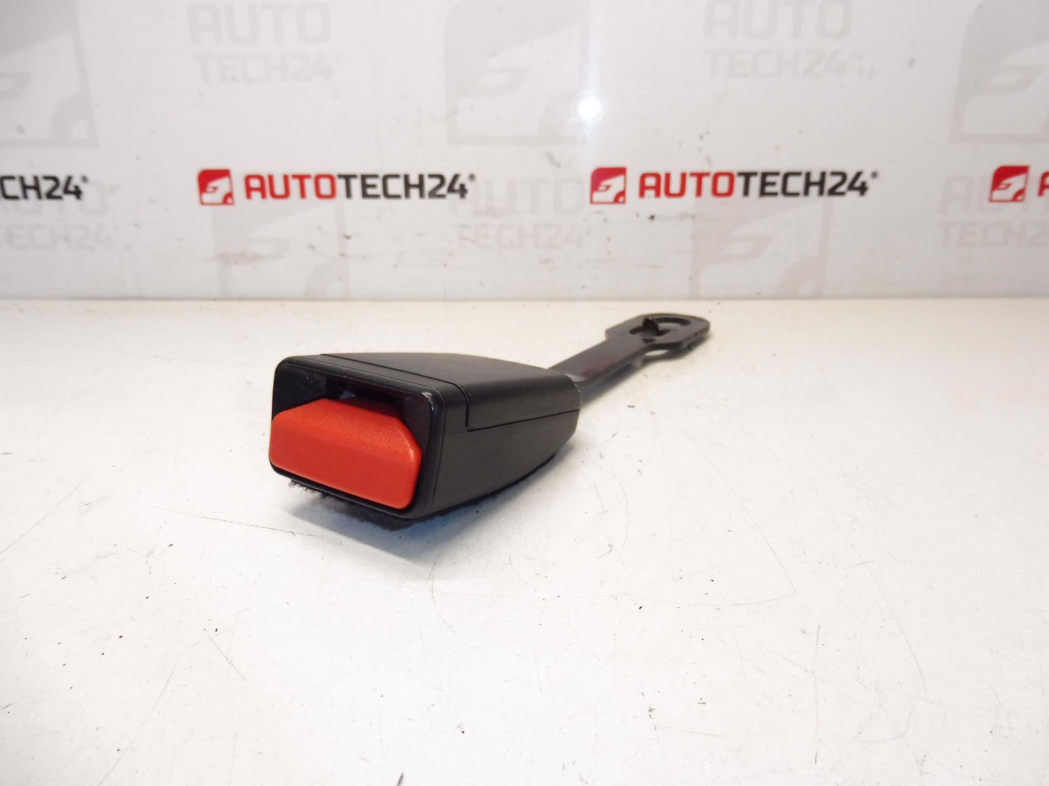 Citroën C-Elysée Peugeot 301 96753793XT Pas bezpieczeństwa