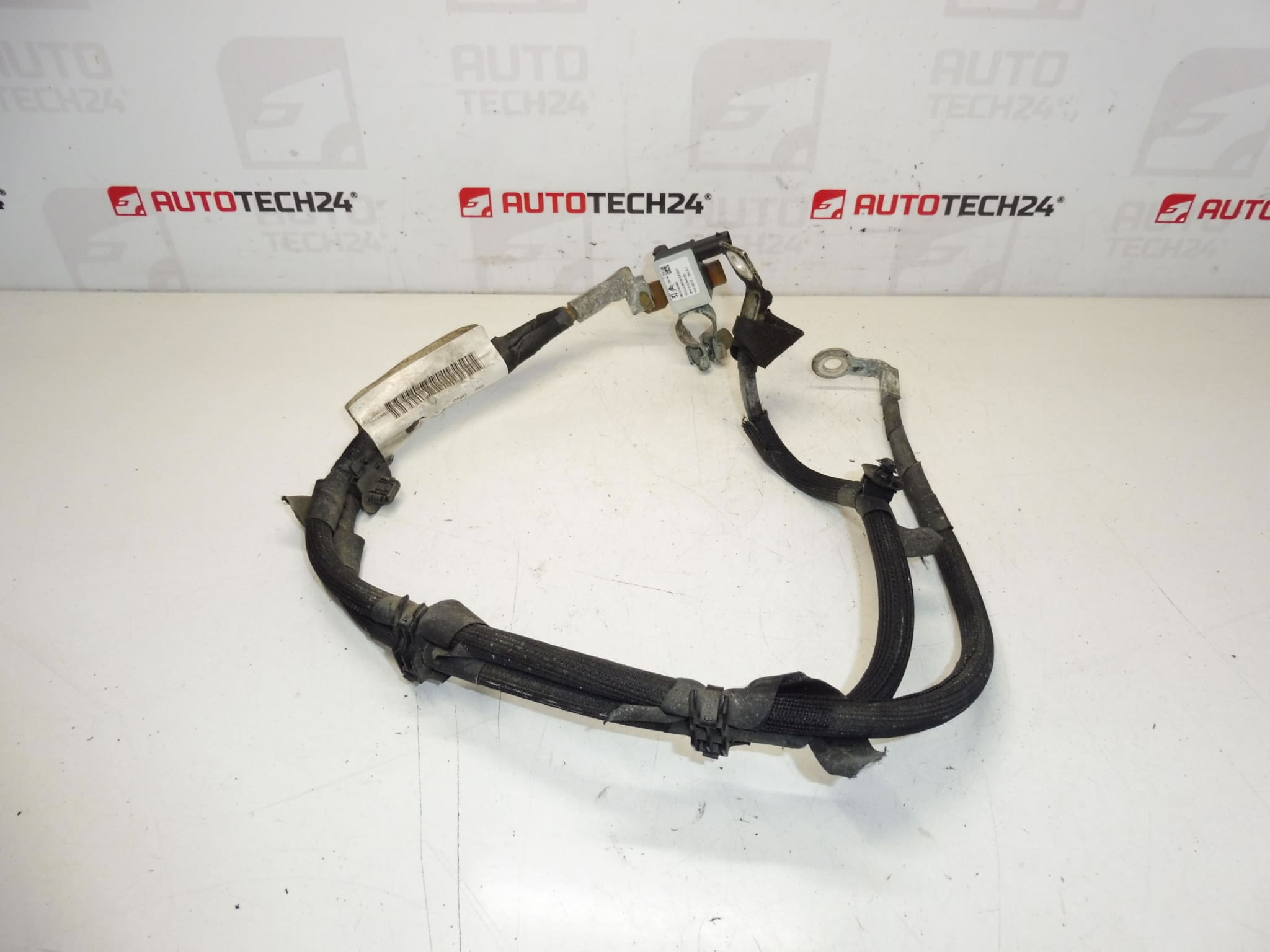 Negatywna objętość Citroën Peugeot 1.0 1.2 9816283680