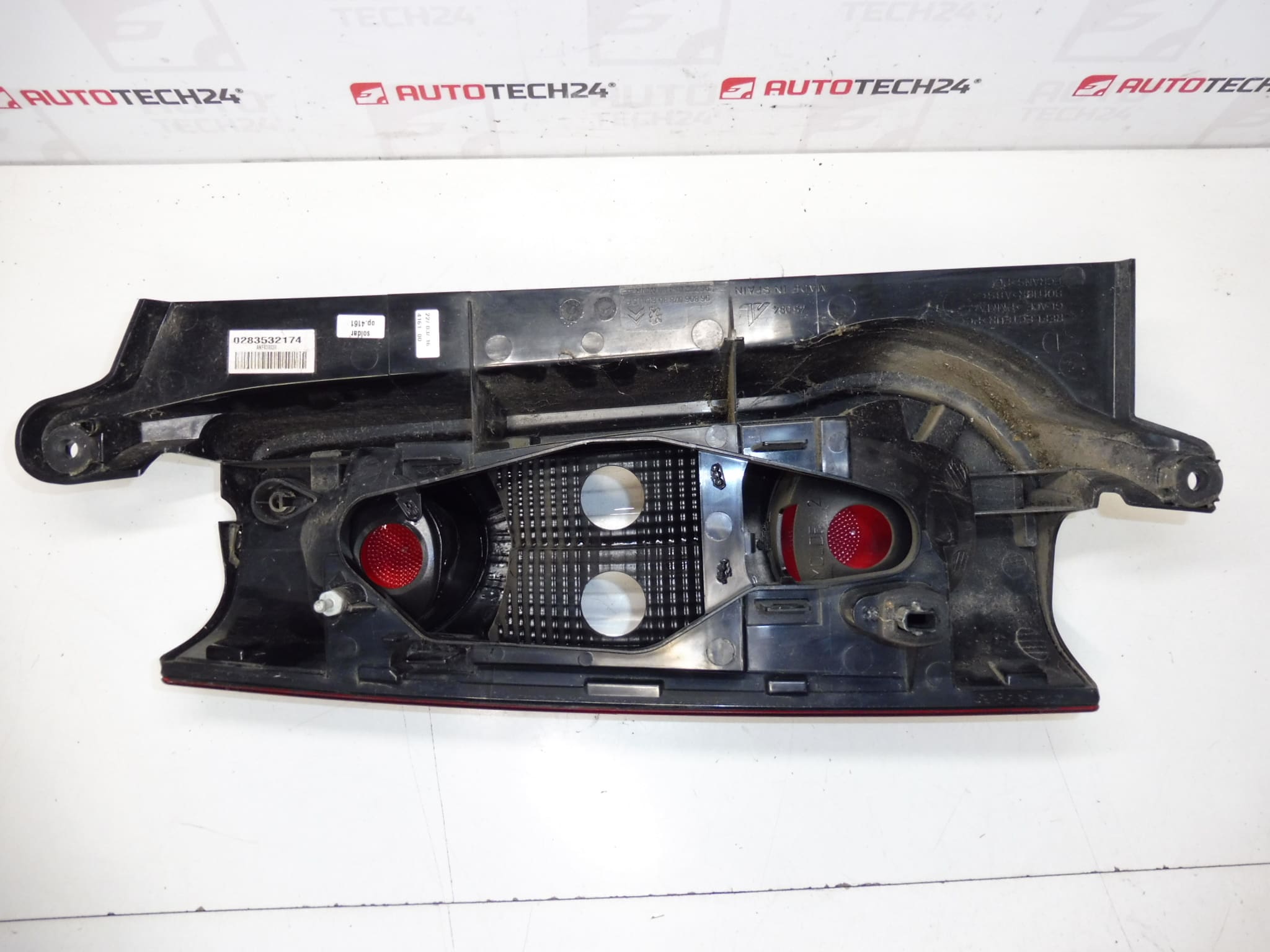 Prawe tylne światło Peugeot Citroën 9677205480 9680607880 - obrazek 2
