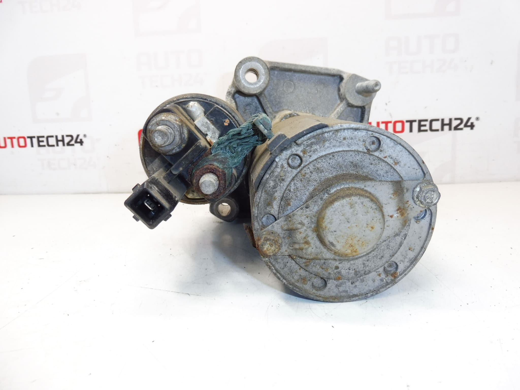 Rozrusznik Valeo do Citroëna/Peugeota/DS 1.2 ESM18-11 9807545980 - obrazek 2