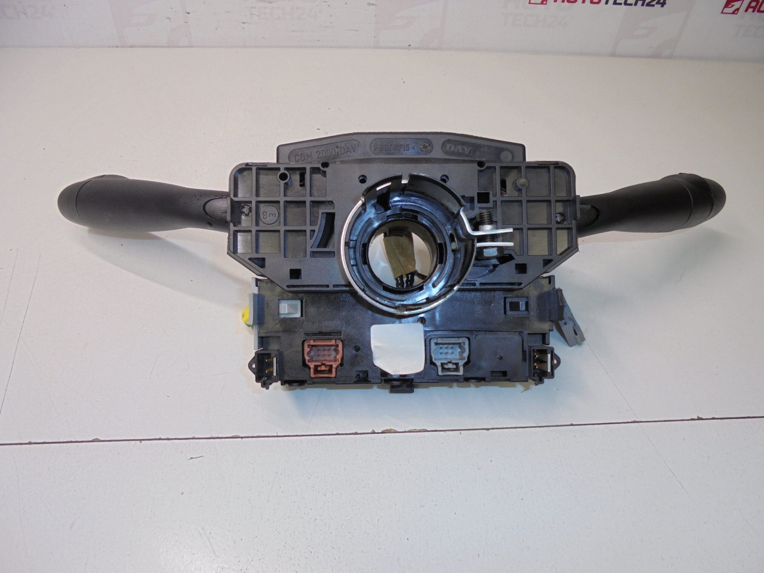 Kierowcy Citroën Peugeot 96605679XT 6239Q1