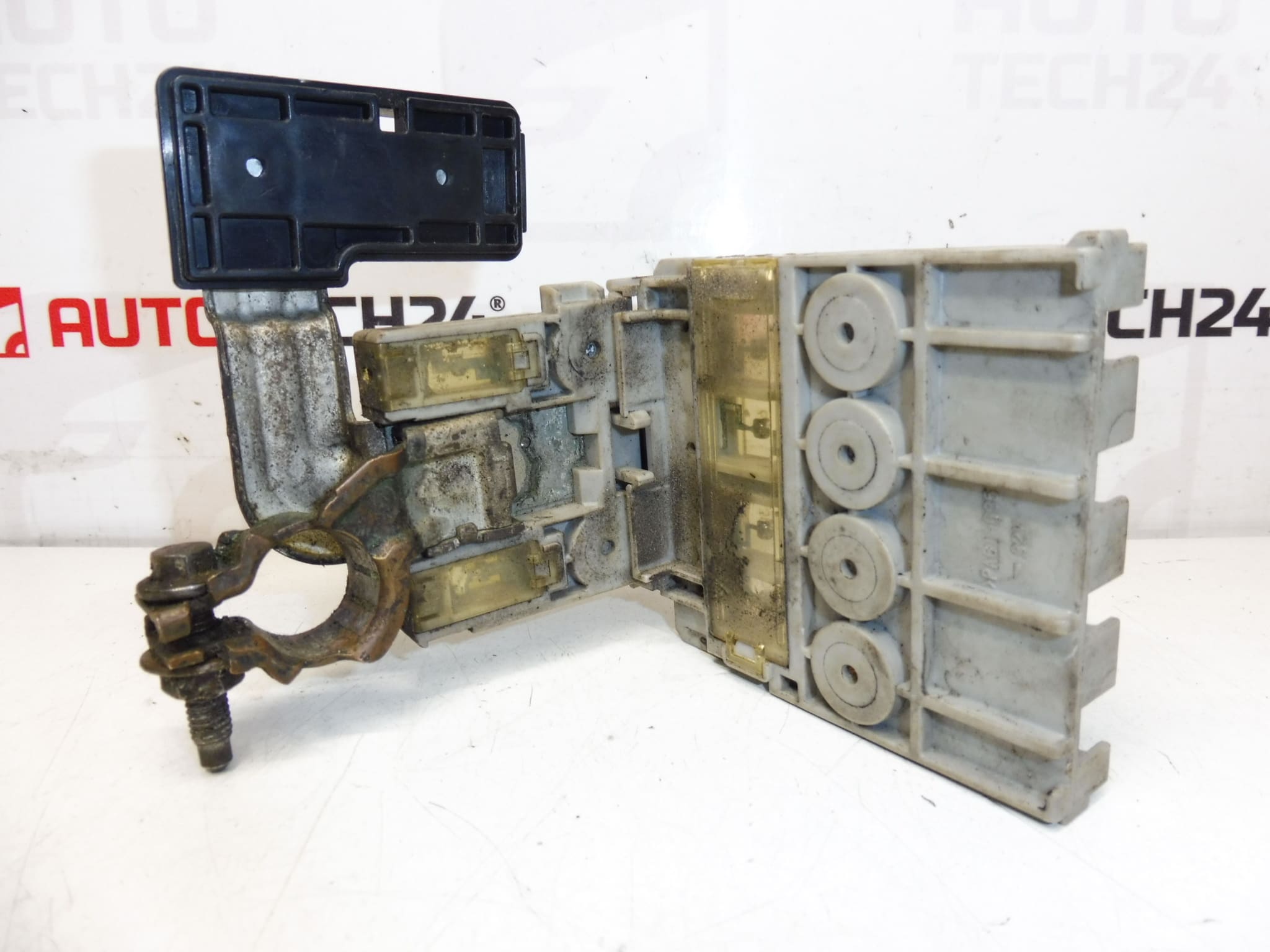 Moduł bezpieczników Citroën C-Crosser / Peugeot 4007 6500FC - obrazek 2