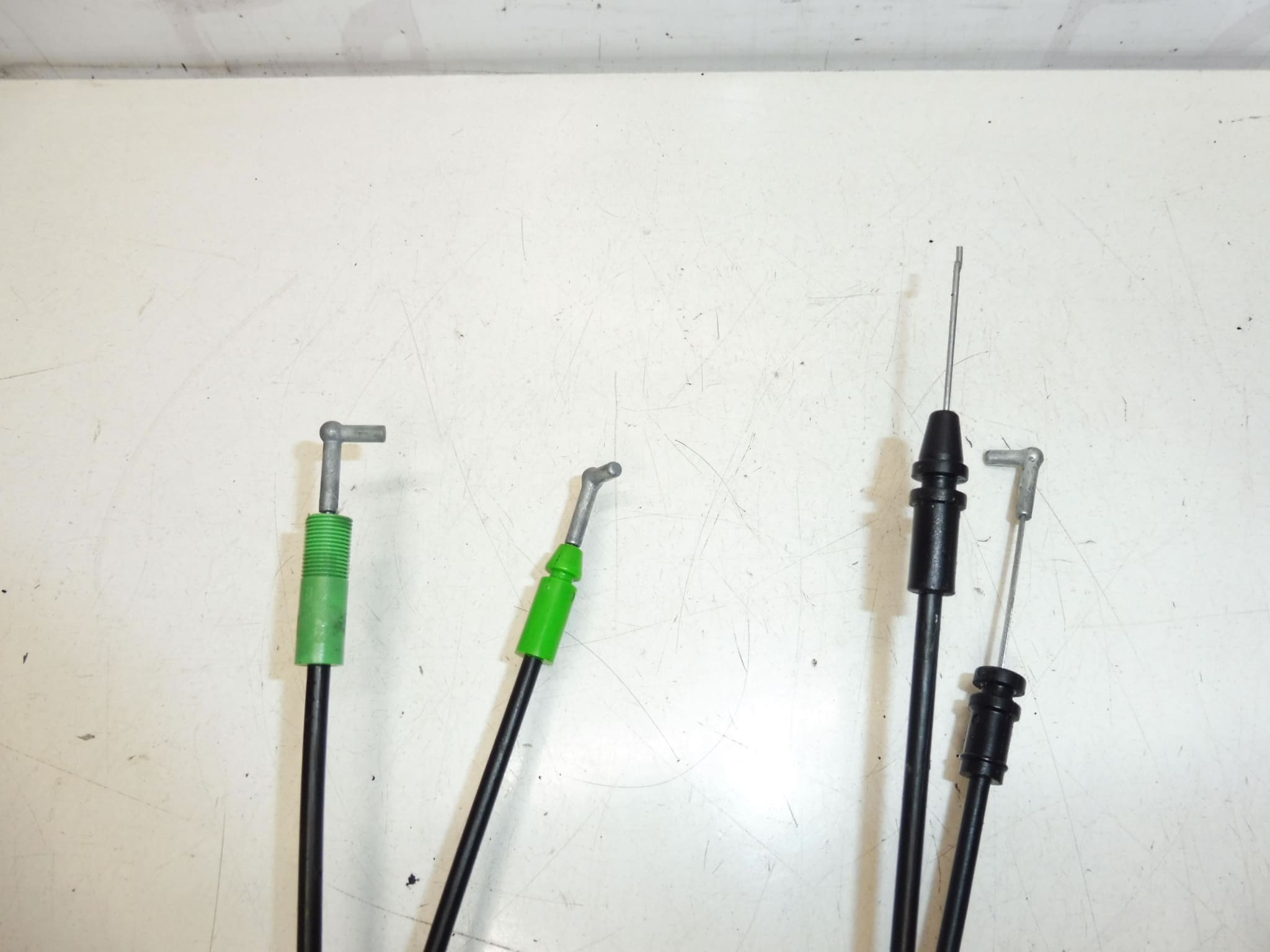 Lewe przednie drzwi Citroën C-Crosser / Peugeot 4007 9151CF 9151CH - obrazek 2