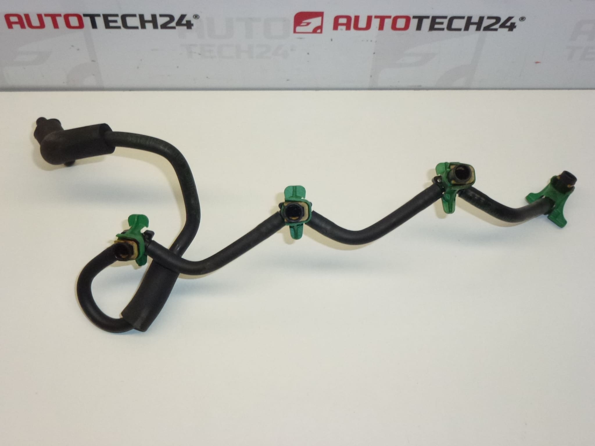 Przewody przelewowe Citroën/Peugeot 1.6 e-HDi 1574 cm3 (kody: 1574CC, 1574HX) - używane - obrazek 2