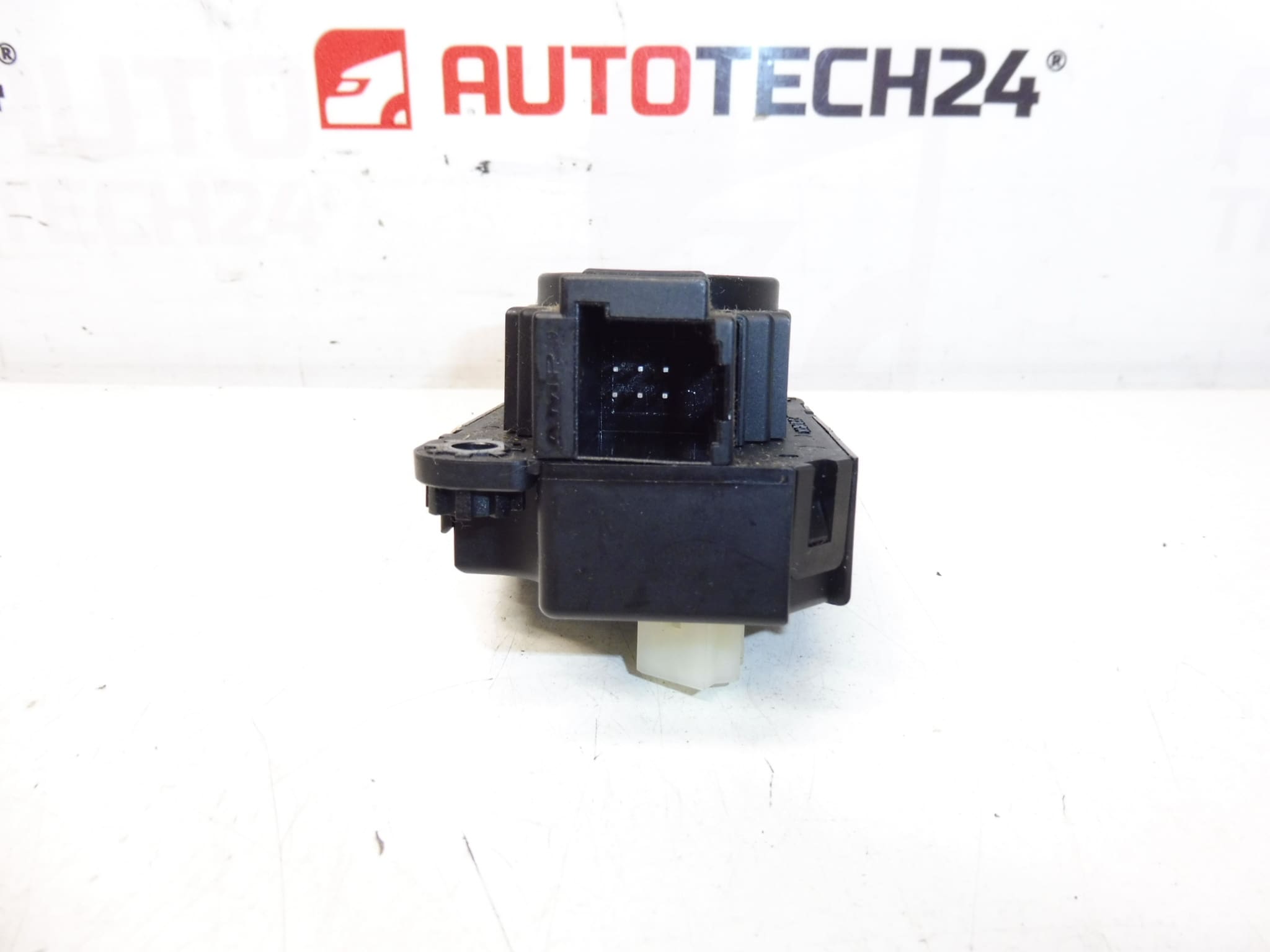 Servo Valeo Citroën Peugeot N101980G/E 94W1C - obrazek 2