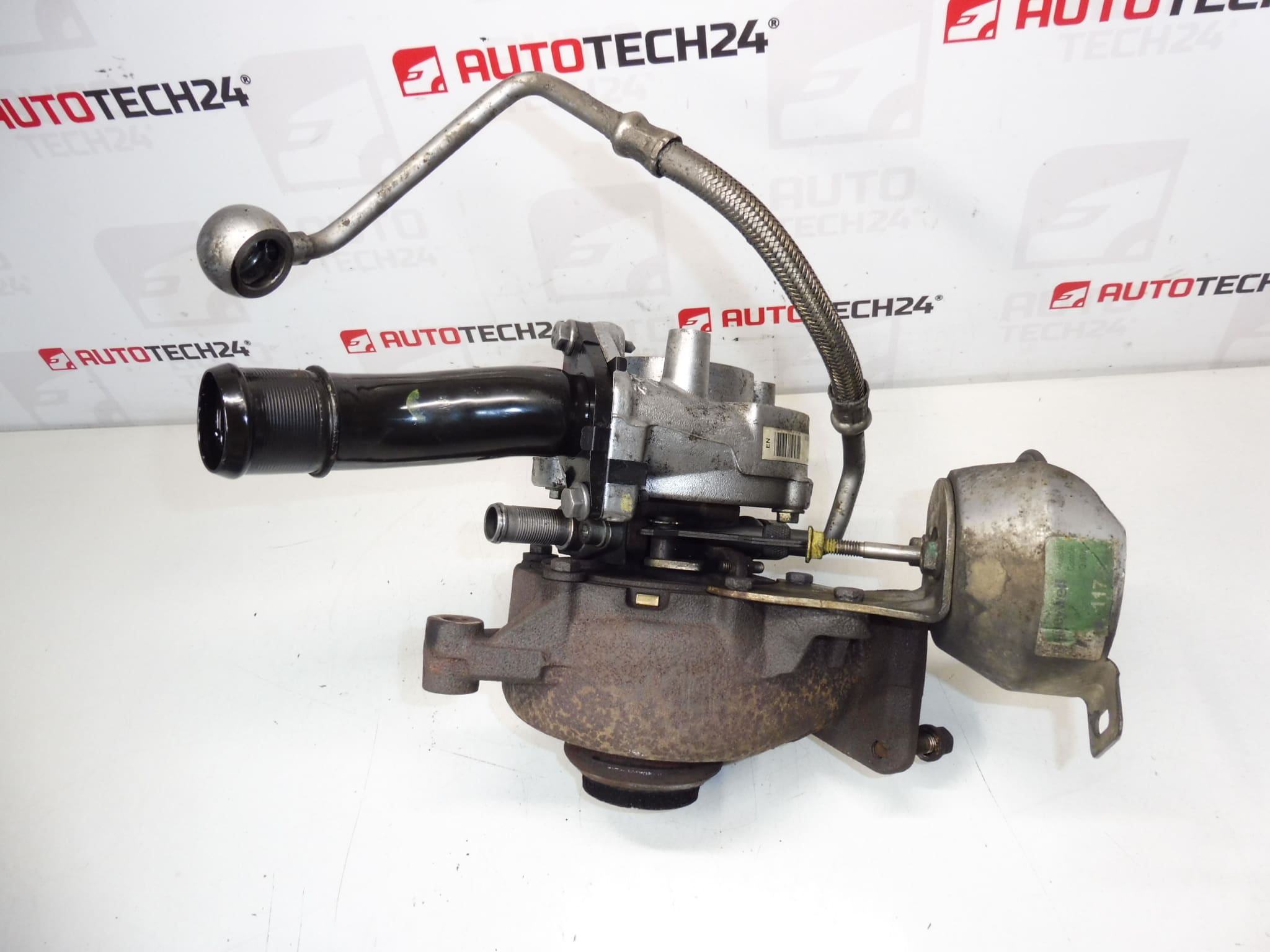 Turbosprężarka Garrett do Citroëna i Peugeota 2.0 HDi 9661306080 9661567680 - obrazek 2