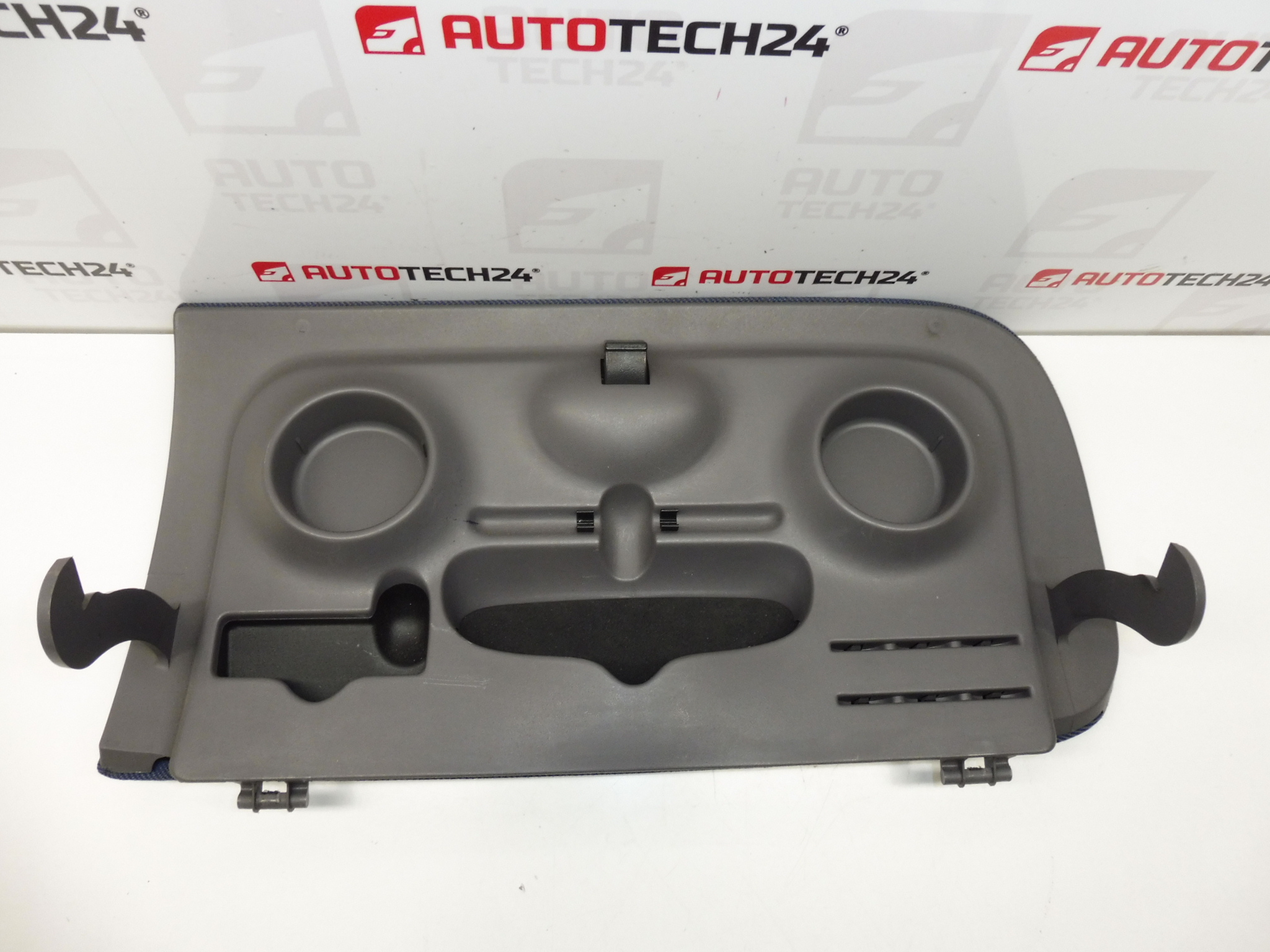 Osłona schowka podręcznego niebieska materiałowa Peugeot 206 96415289US 8214SK