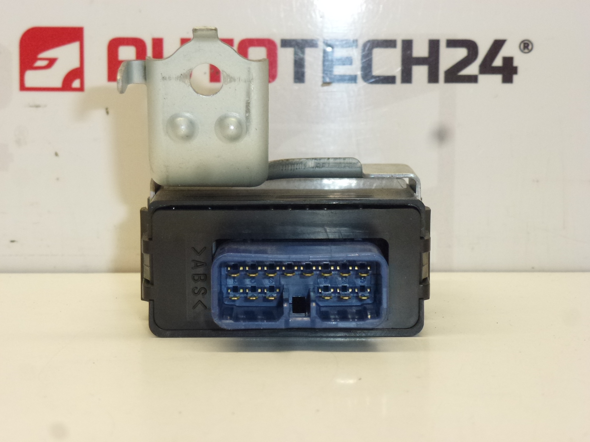 Codzienne oświetlenie Denso Citroën C1 Peugeot 107 82810-70010 82642-12050