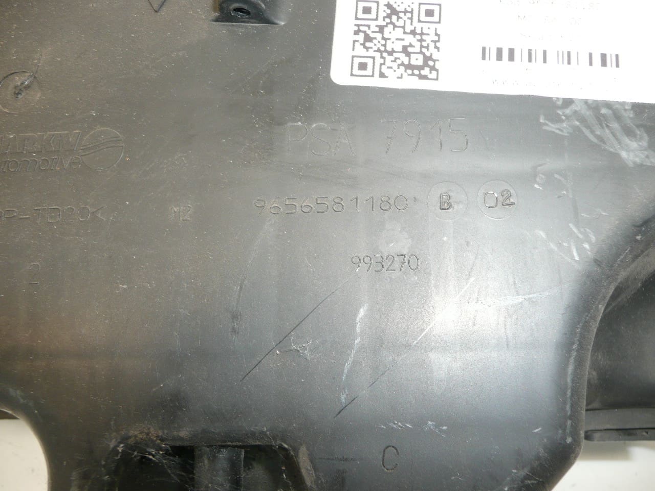 Skrzynka filtra Citroën Peugeot 1.6 HDI 9656581180 - obrazek 2