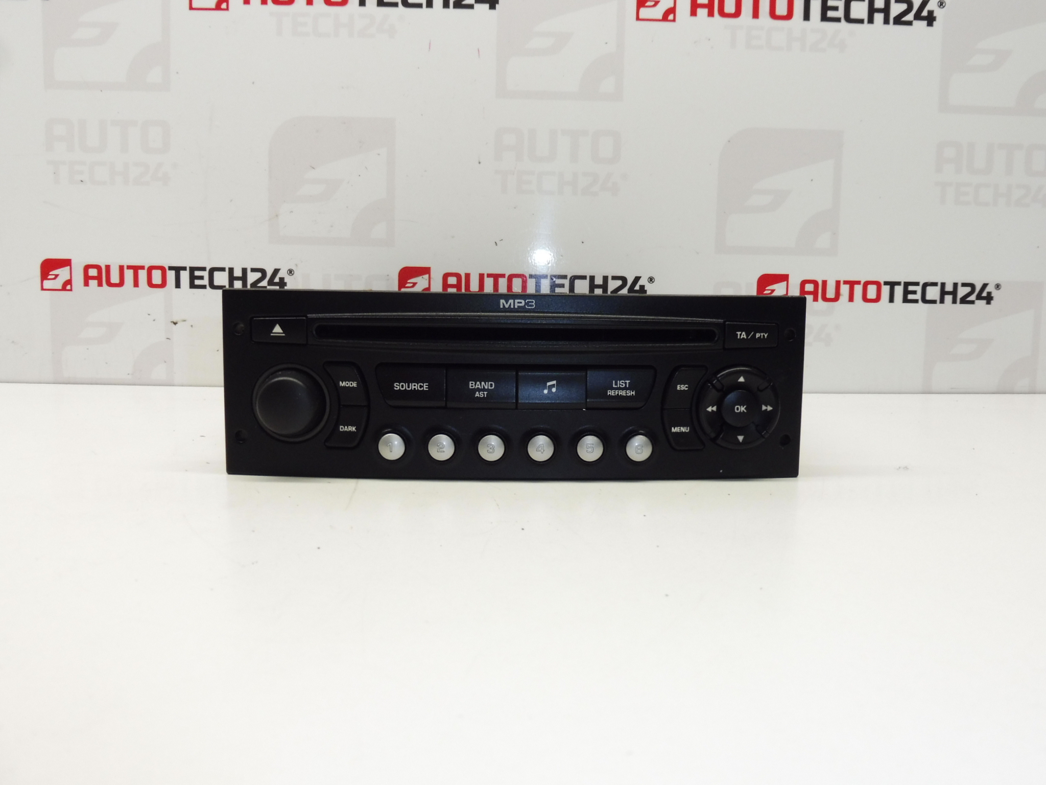 Radio samochodowe z CD MP3 Citroën Peugeot 9666403077 6579FG 6579PC