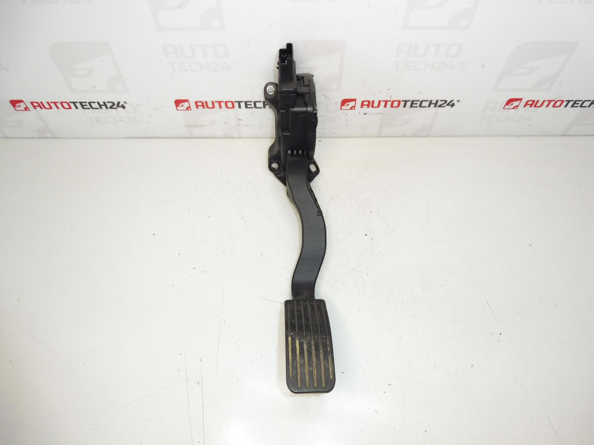 Hella Citroën Peugeot 9681844480 1601Z7 Pedal gazowy