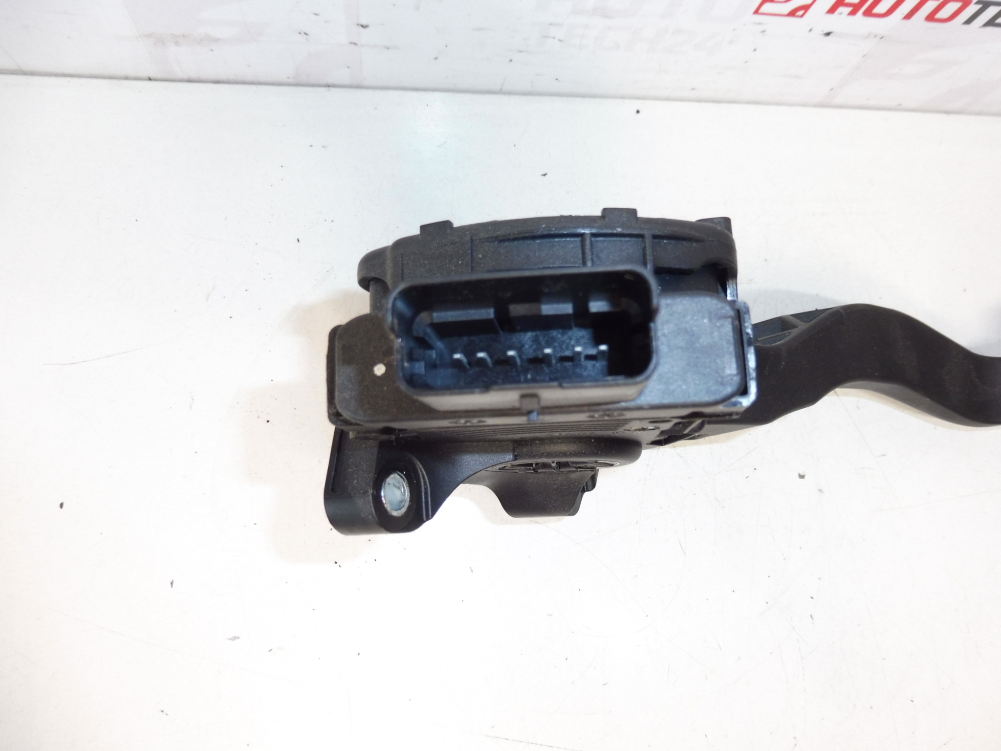 Hella Citroën Peugeot 9681844480 1601Z7 Pedal gazowy