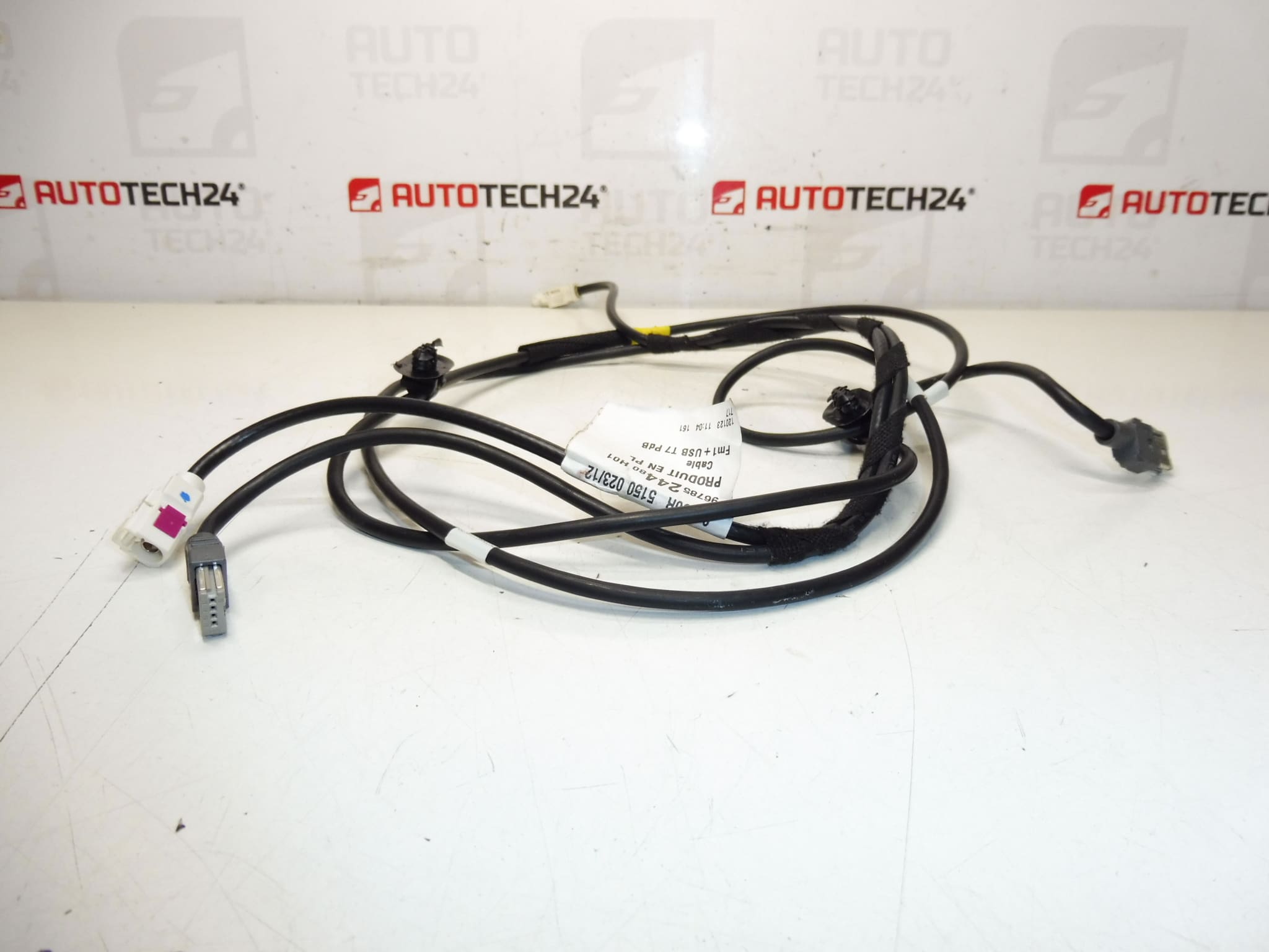 Głośność USB Peugeot 308 T7 9678524480 9664701380 - obrazek 2