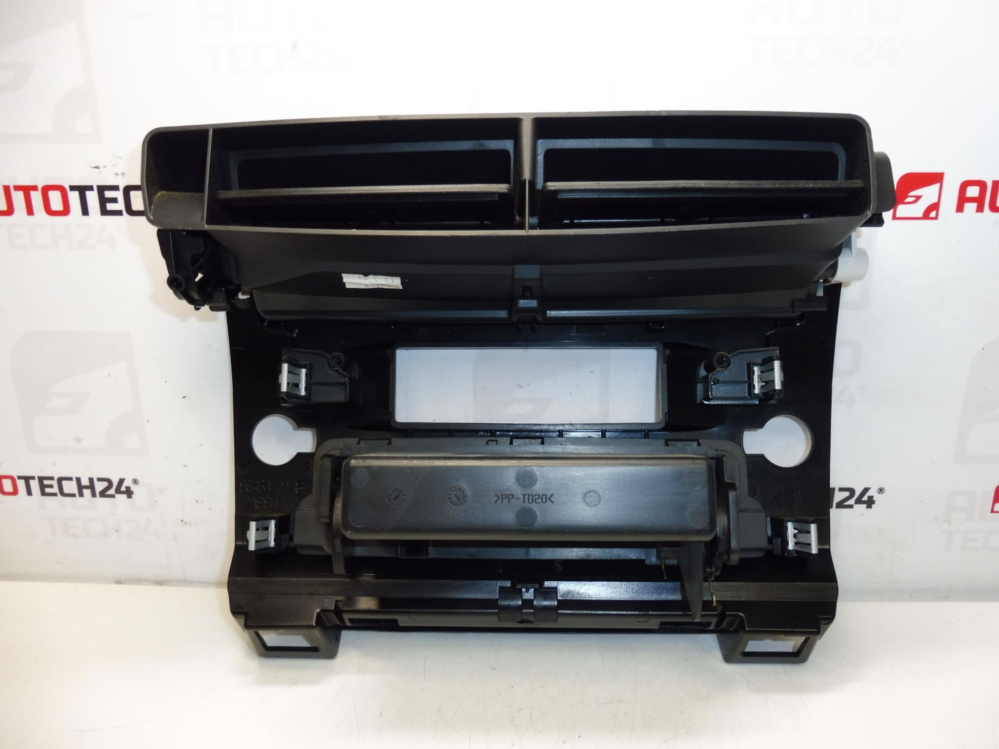 Nawiewy środkowe Citroën C4 9646338277 8212YK - obrazek 2