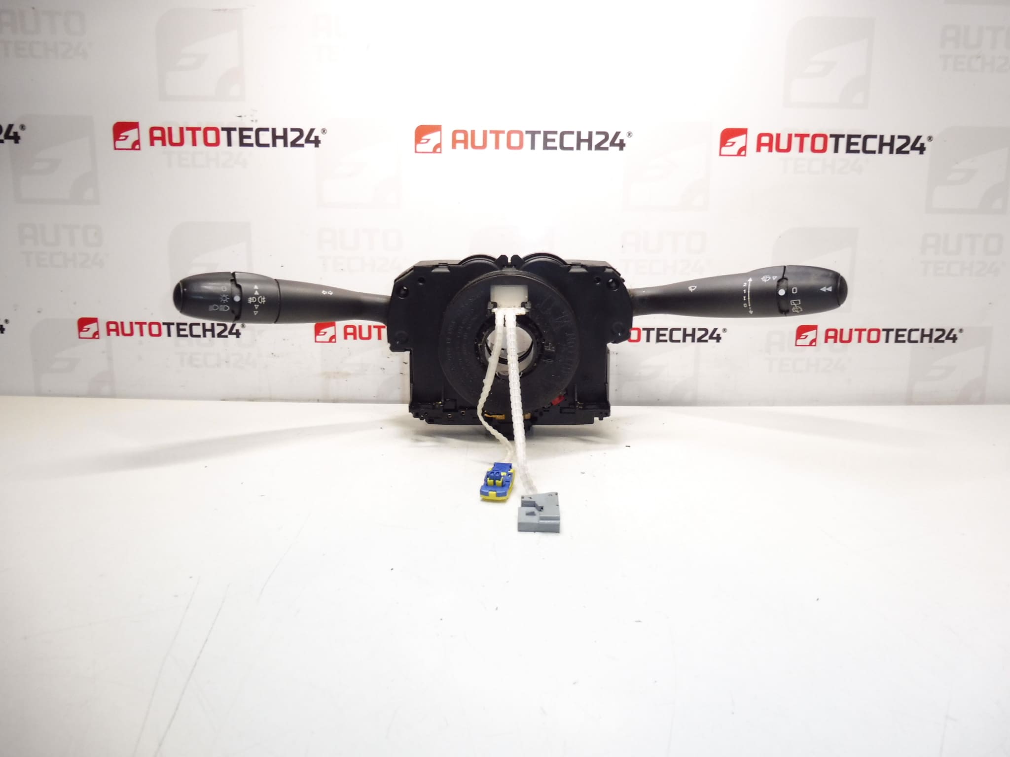 Peugeot 307 308 Sterowanie dźwignią 96651590XT 6242CC 98069976XT