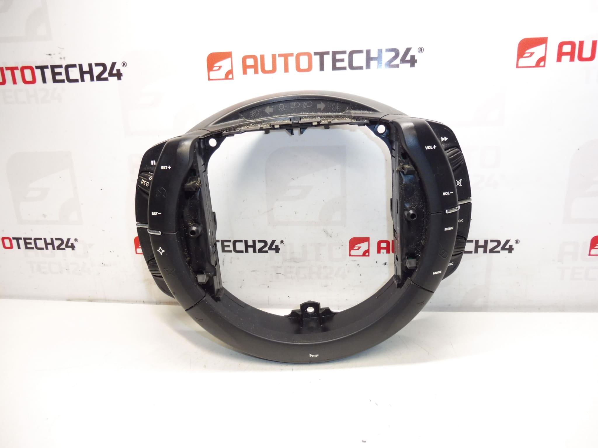 Sterowanie na kierownicy Citroën C4 96624936ZD 6242N4 6239RZ