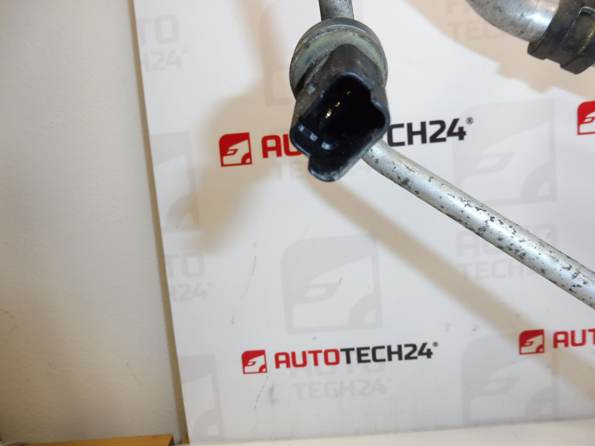 Rura klimatyzacyjna Peugeot 207 9671596080 9800886980 6477J1 - obrazek 2