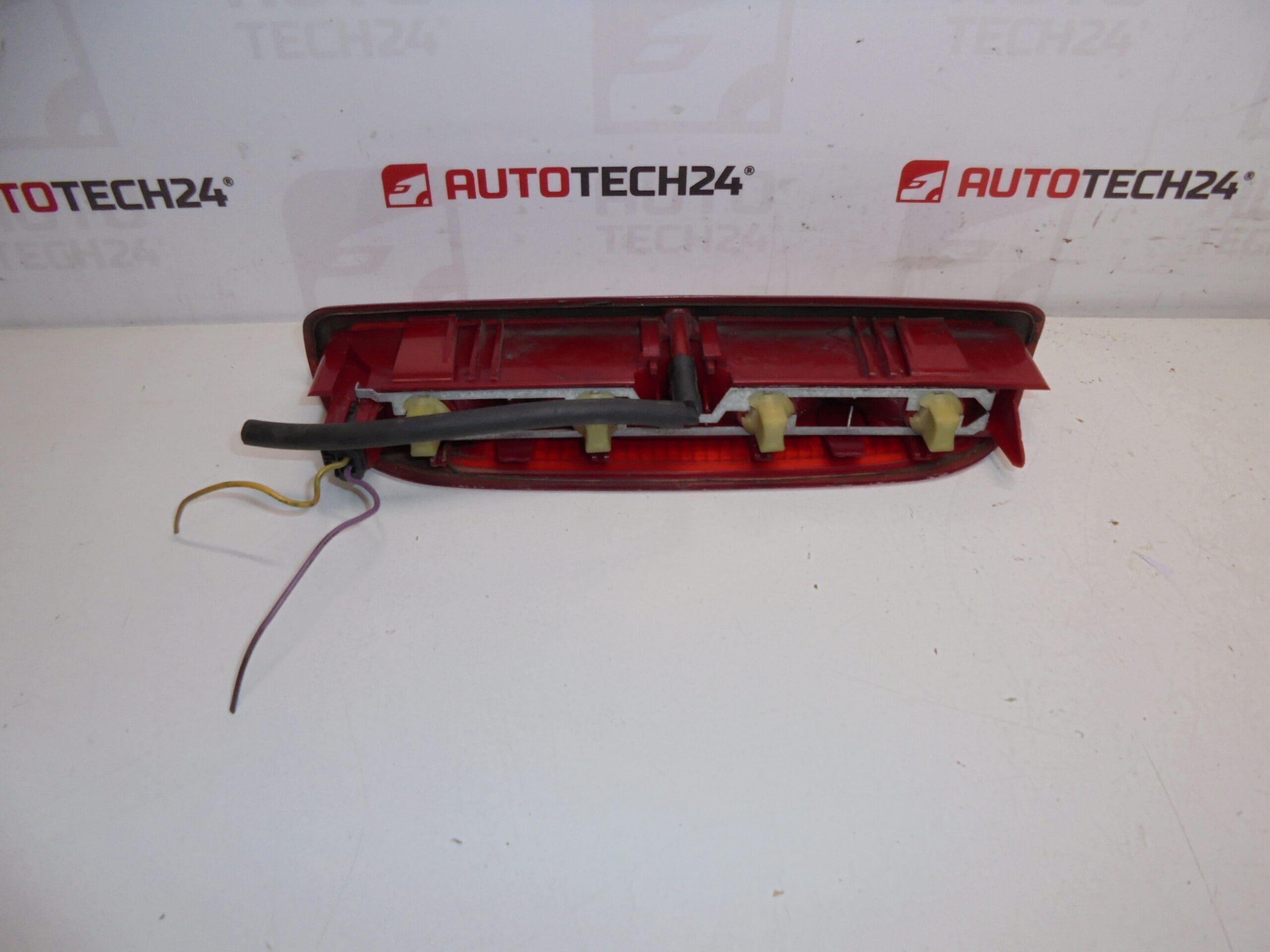 Tylne światło hamowania Peugeot 307 SW COMBI 6350Q2 - obrazek 2
