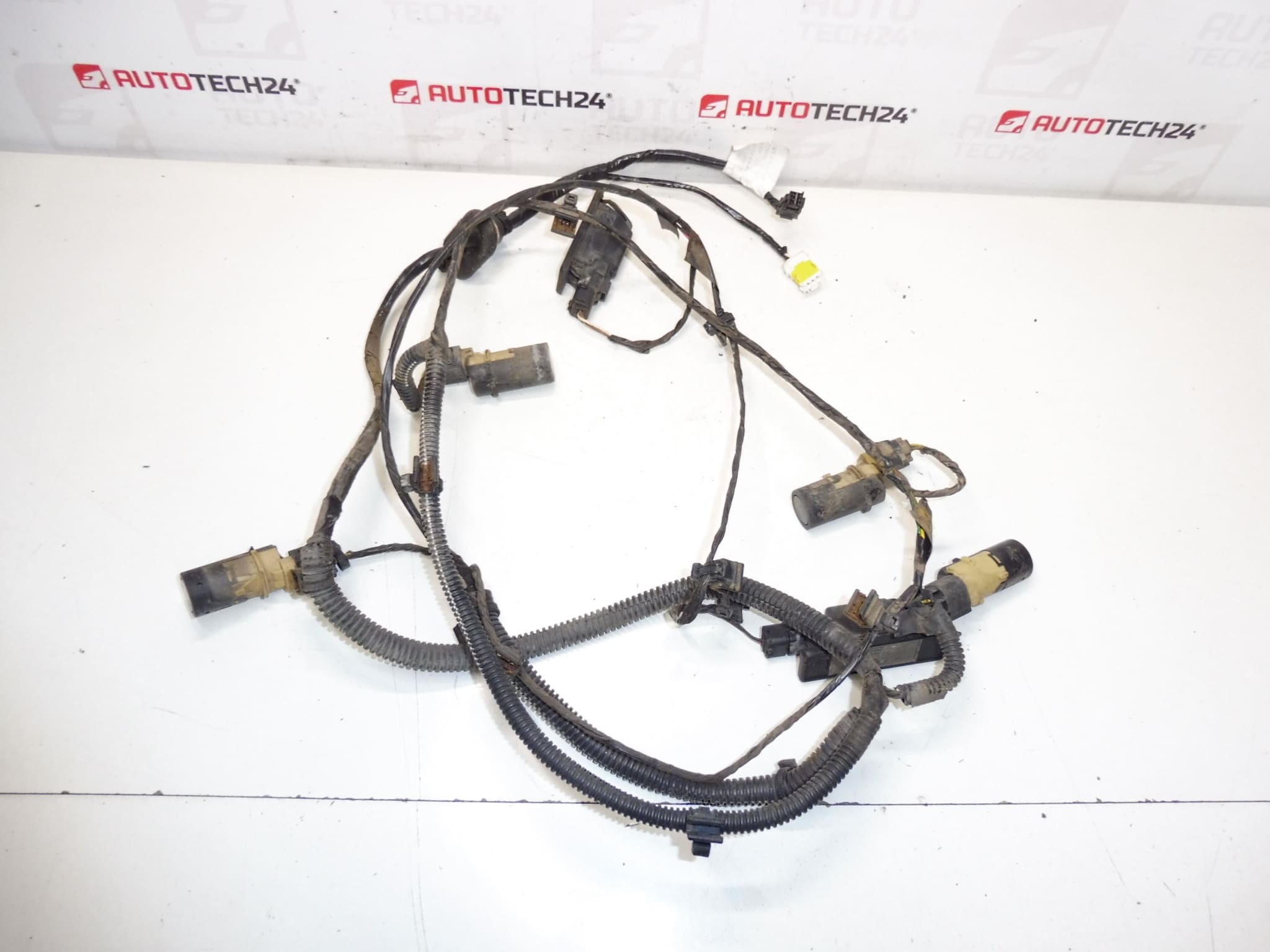 Wiązka PDC z czujnikami i oświetleniem Peugeot 307 CC 9644452780 6528Q1