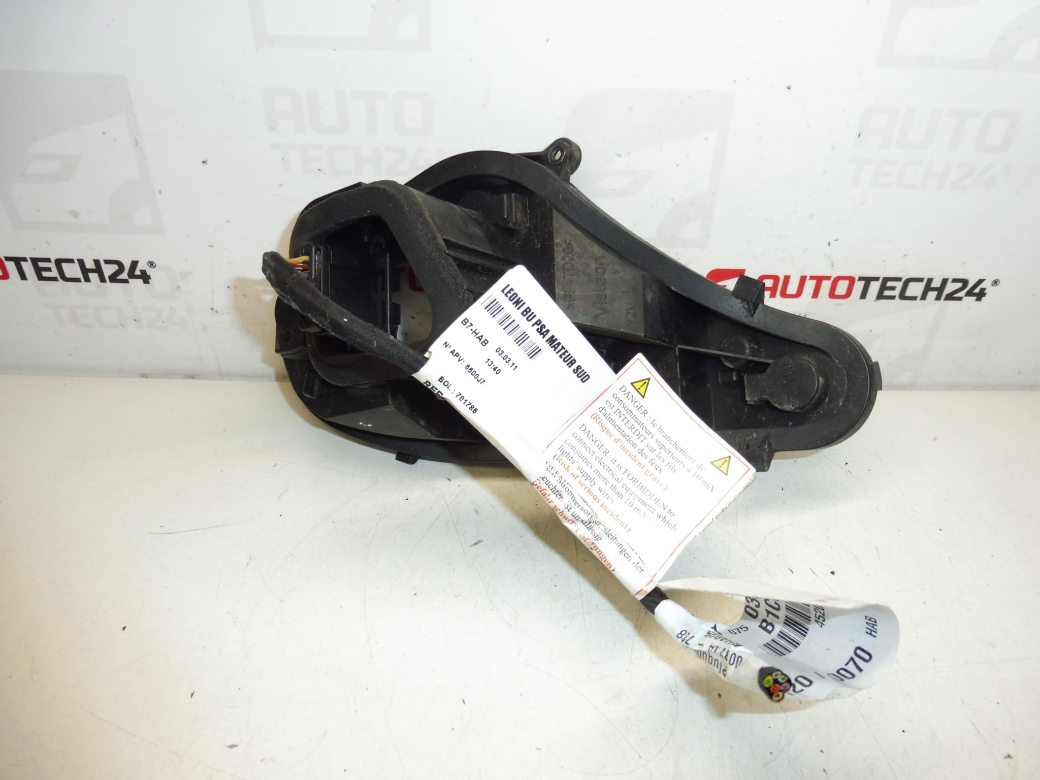 Gniazdo lampy tylnej tylnej lewej Citroën C4 II 6350KS - obrazek 2