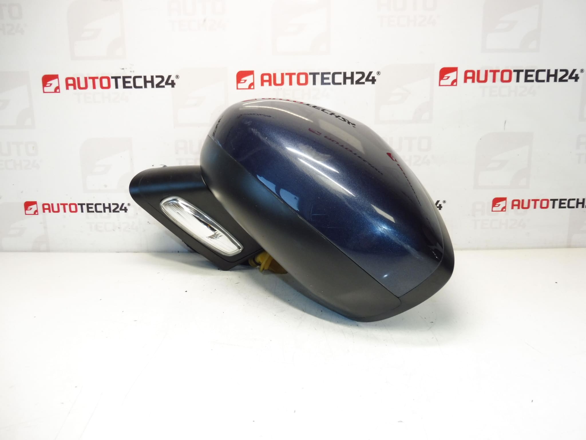 Kierownica lusterka wstecznego Citroen C4 II B7 KGNC 1607028580