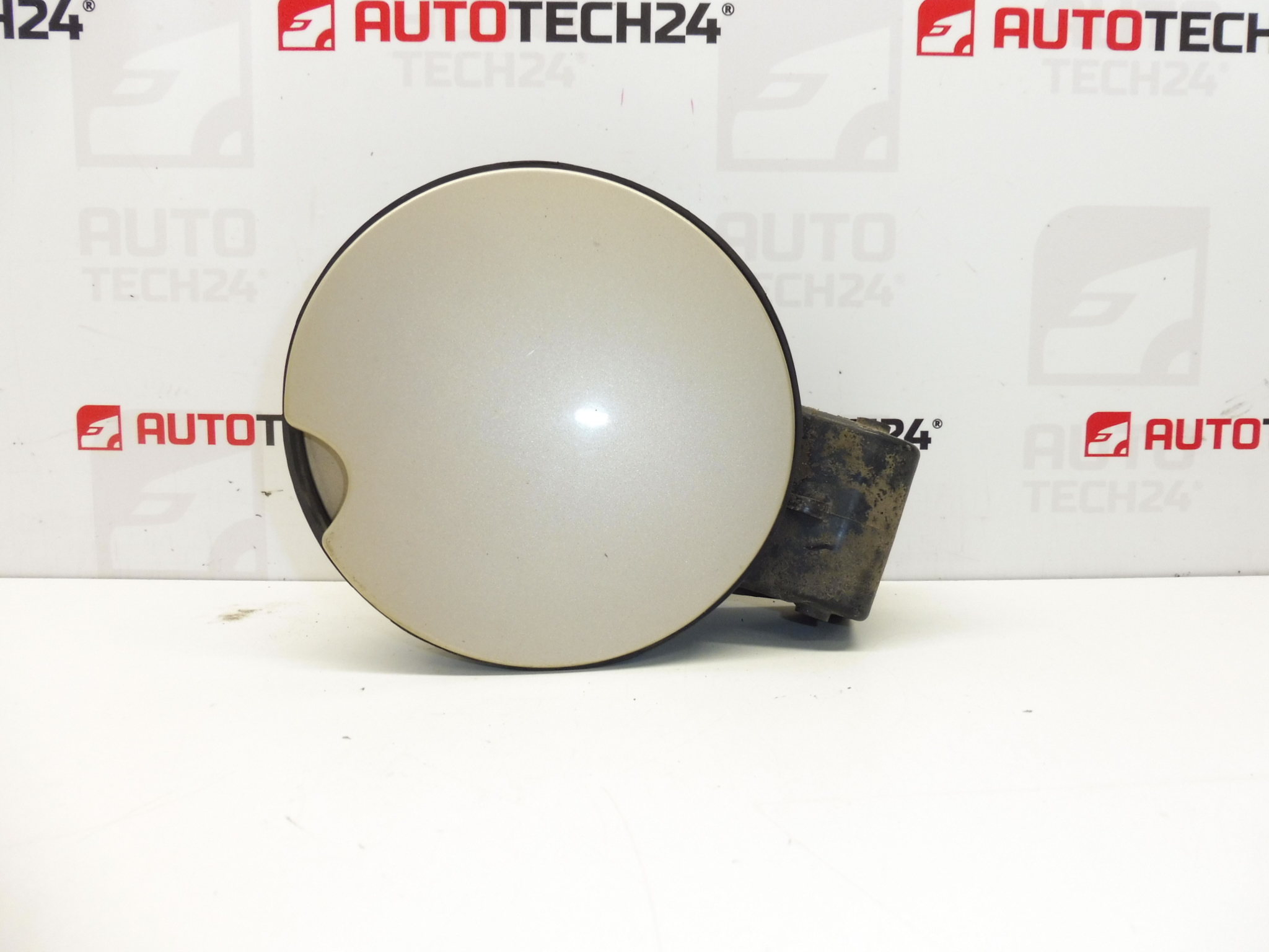 Pokrywa wlewu paliwa Citroën C4 5 drzwi 9650573477 1517C1 KCW