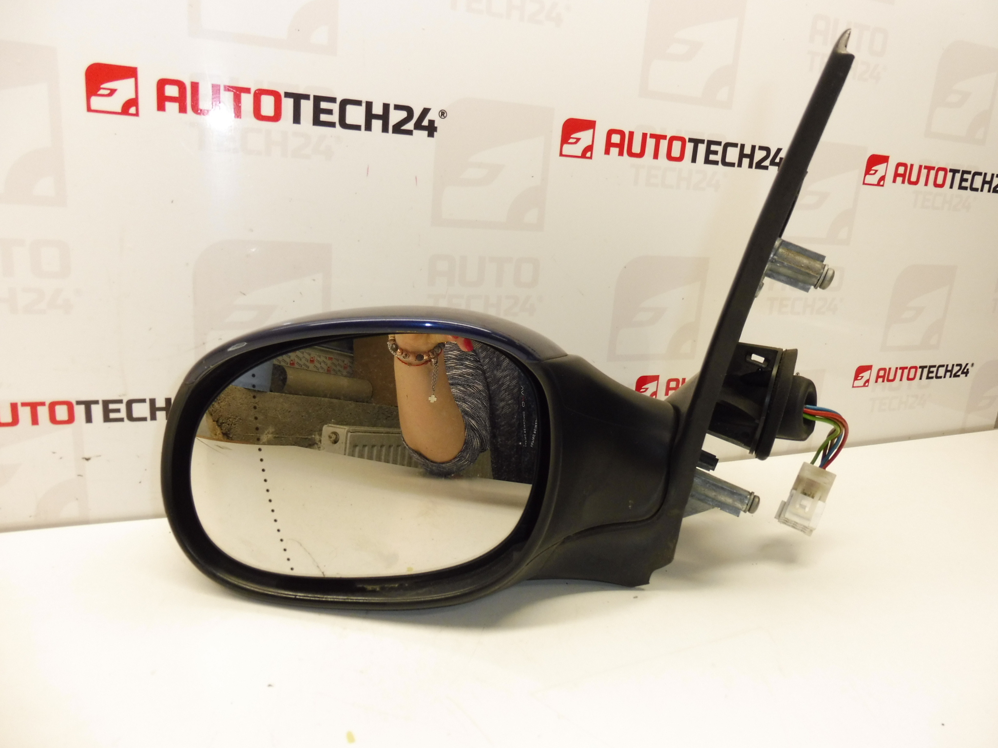 Lewe lusterko niebieskie EGE Peugeot 206 8153KQ
