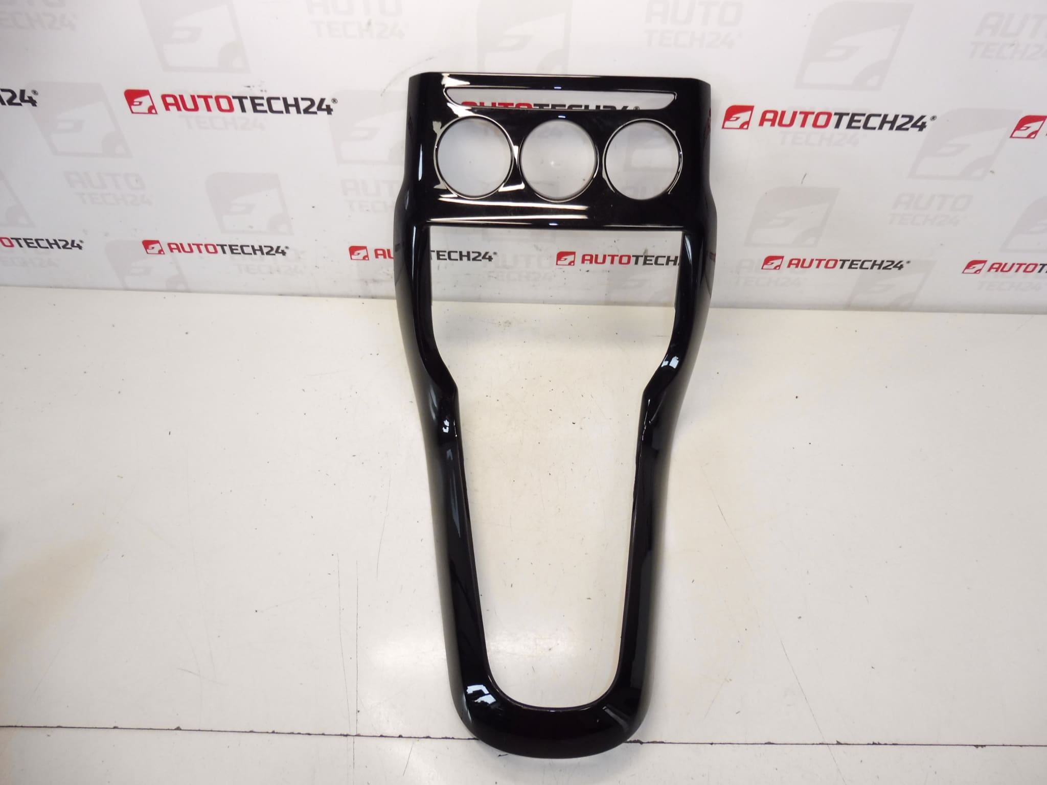 Citroen C3 II A51 Panel Deski rozdzielczej Centralny 9801578777