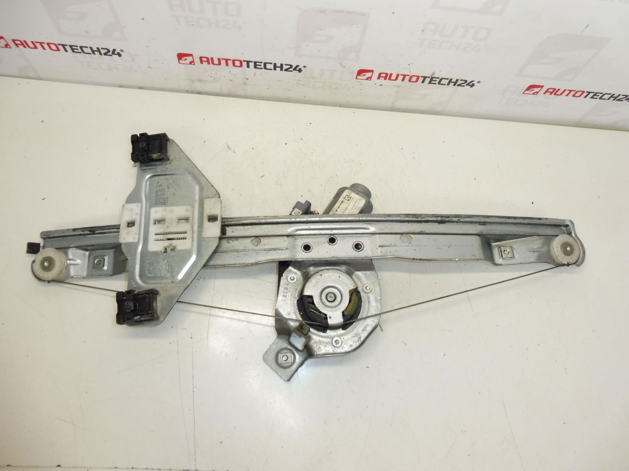 Mechanizm lewego przedniego podnoszenia szyby Citroën C3 II A51 9221FR - obrazek 2