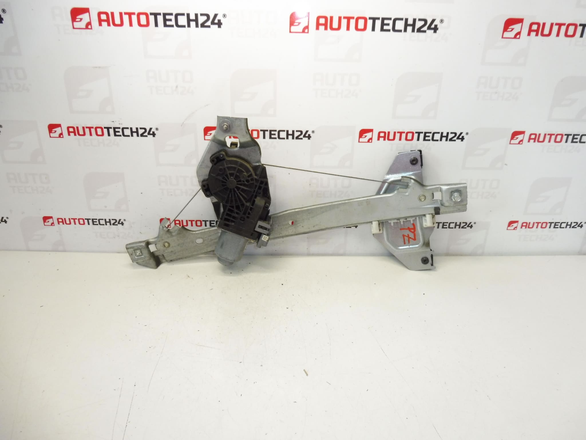 Mechanizm zwijania szyby tylnej prawej Citroën C3 II A51 9224G3