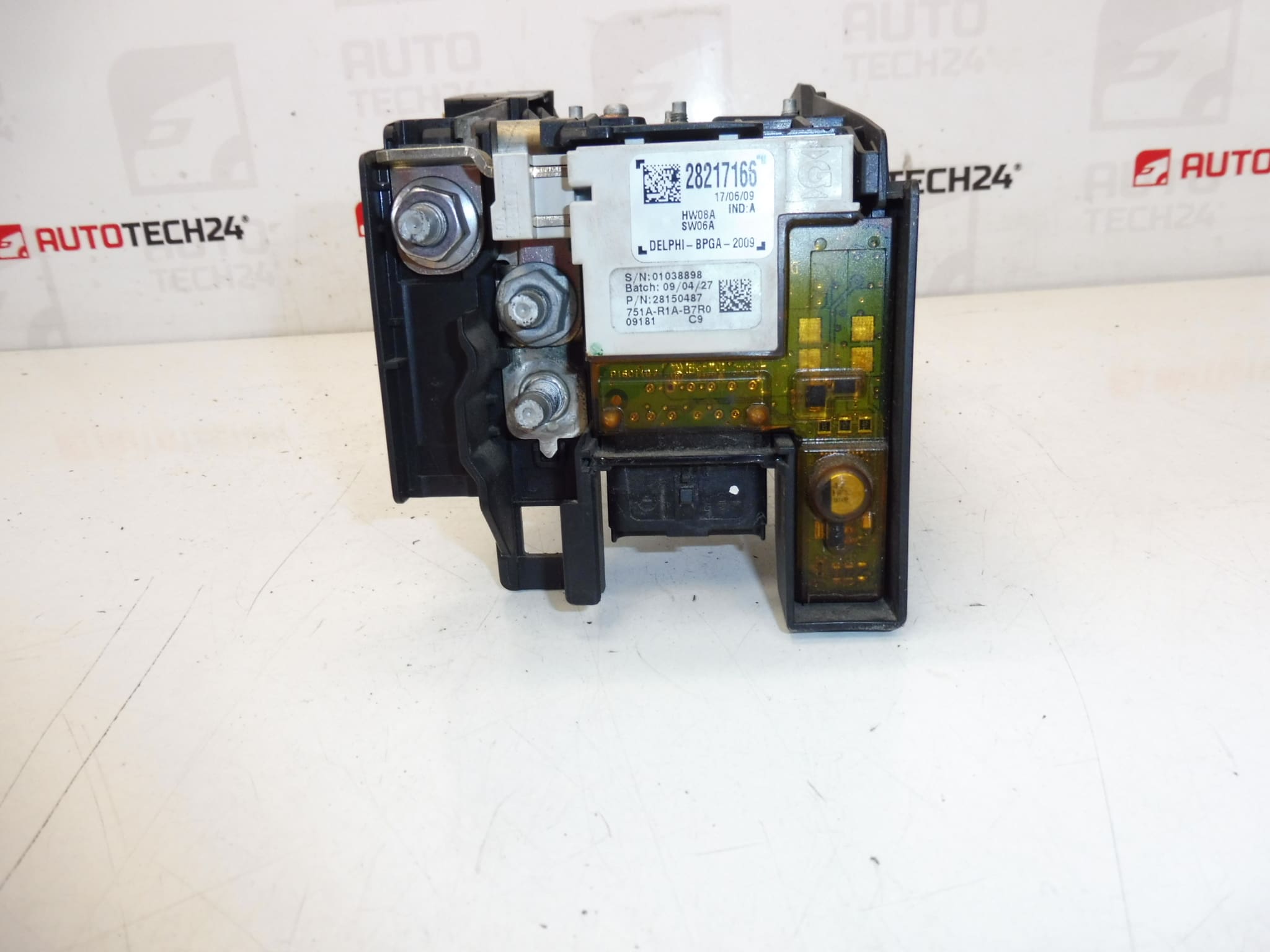 Moduł bezpieczników Citroën Peugeot 9666527680 28236841 6500GR - obrazek 2