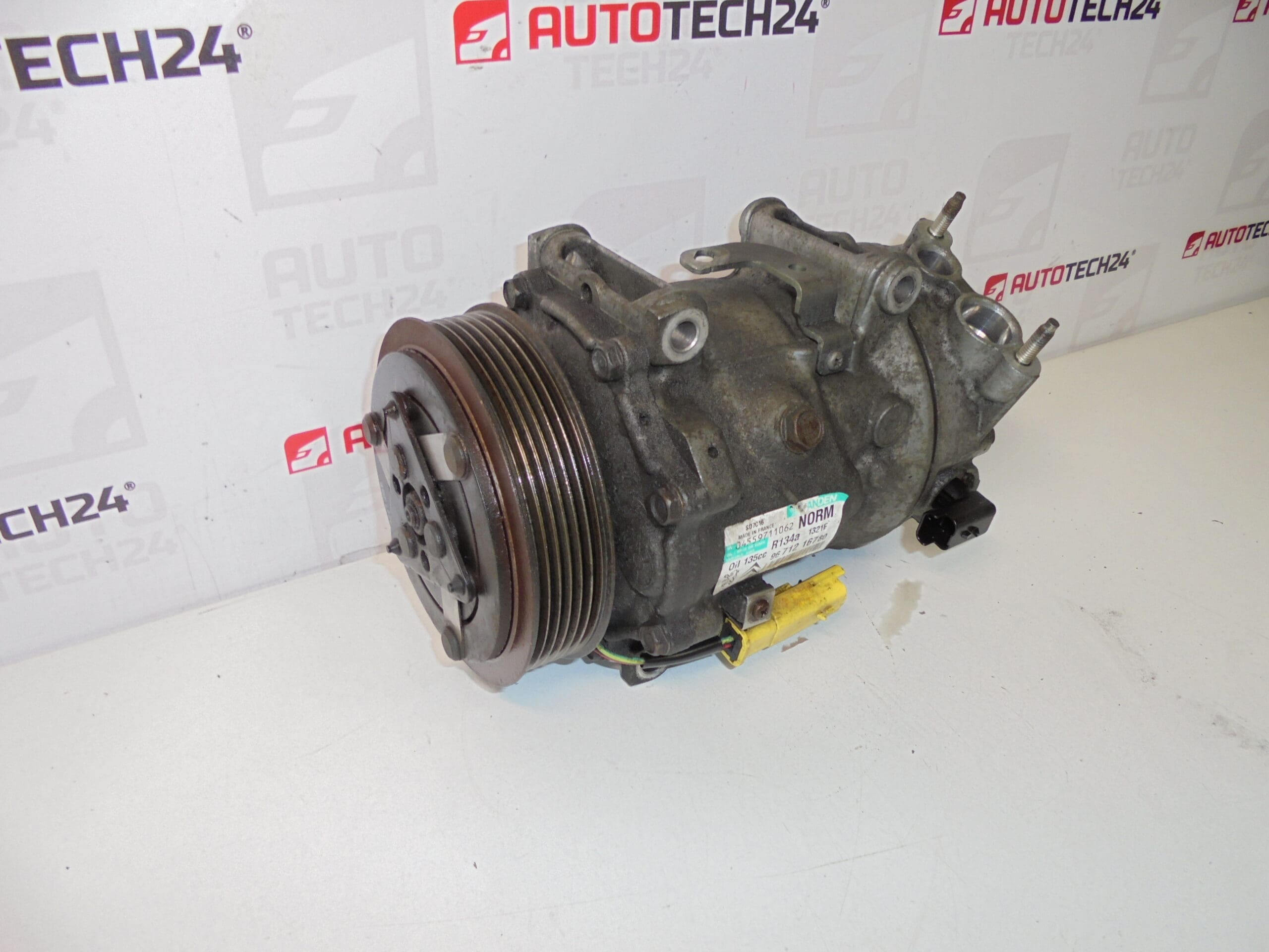 Sprężarka klimatyzacji Sanden SD7C16 1321F 9671216780 9825868180 648734