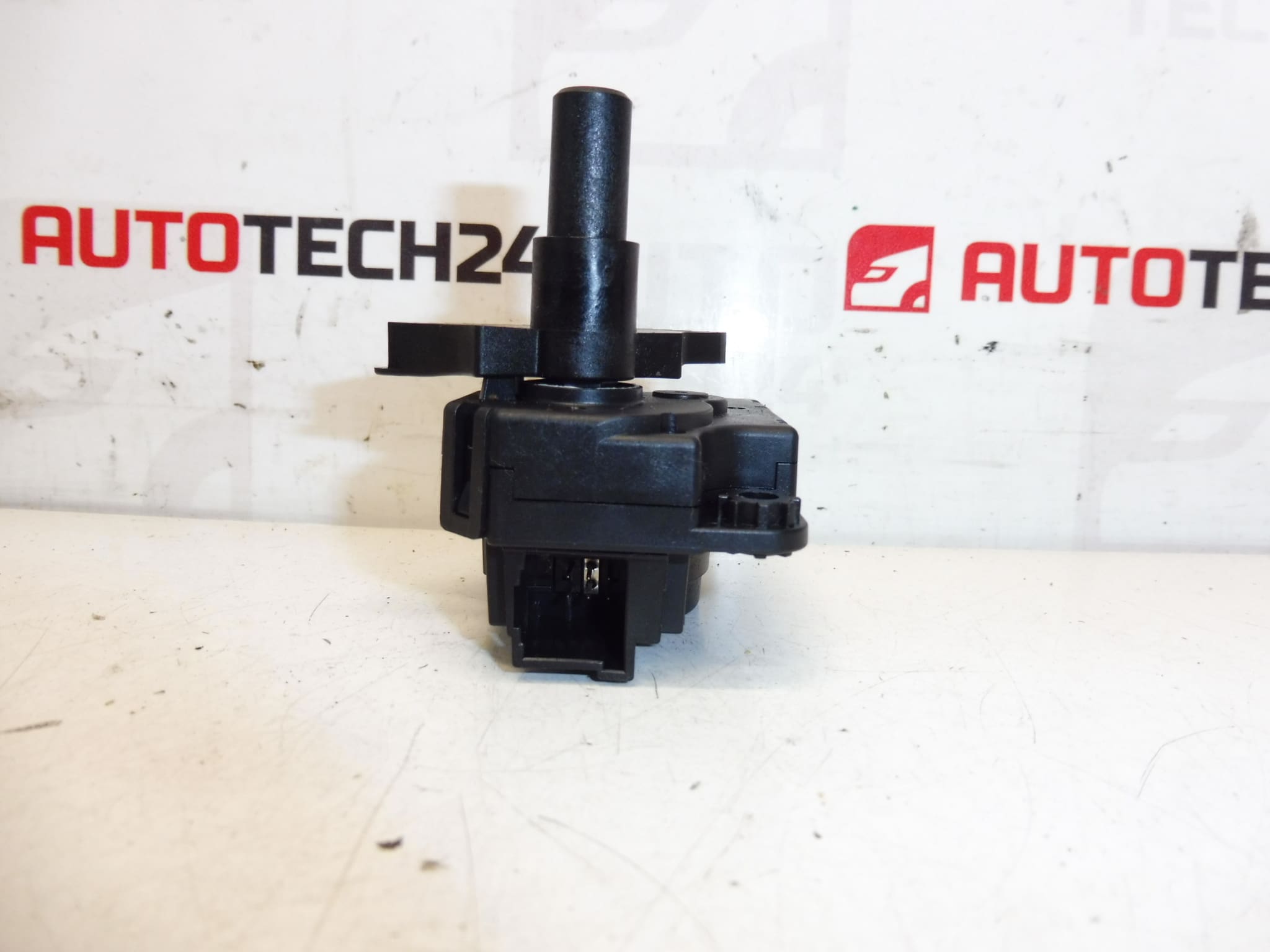 Siłownik nagrzewnicy BEHR Citroën Z5509001 2706148A 647995 - obrazek 2