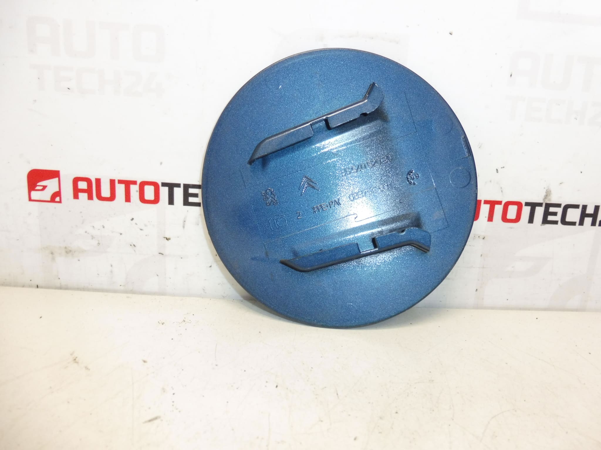 Zaślepka zbiornika KGQC Citroën C4 Grand Picasso 9654052080 1517E4 - obrazek 2