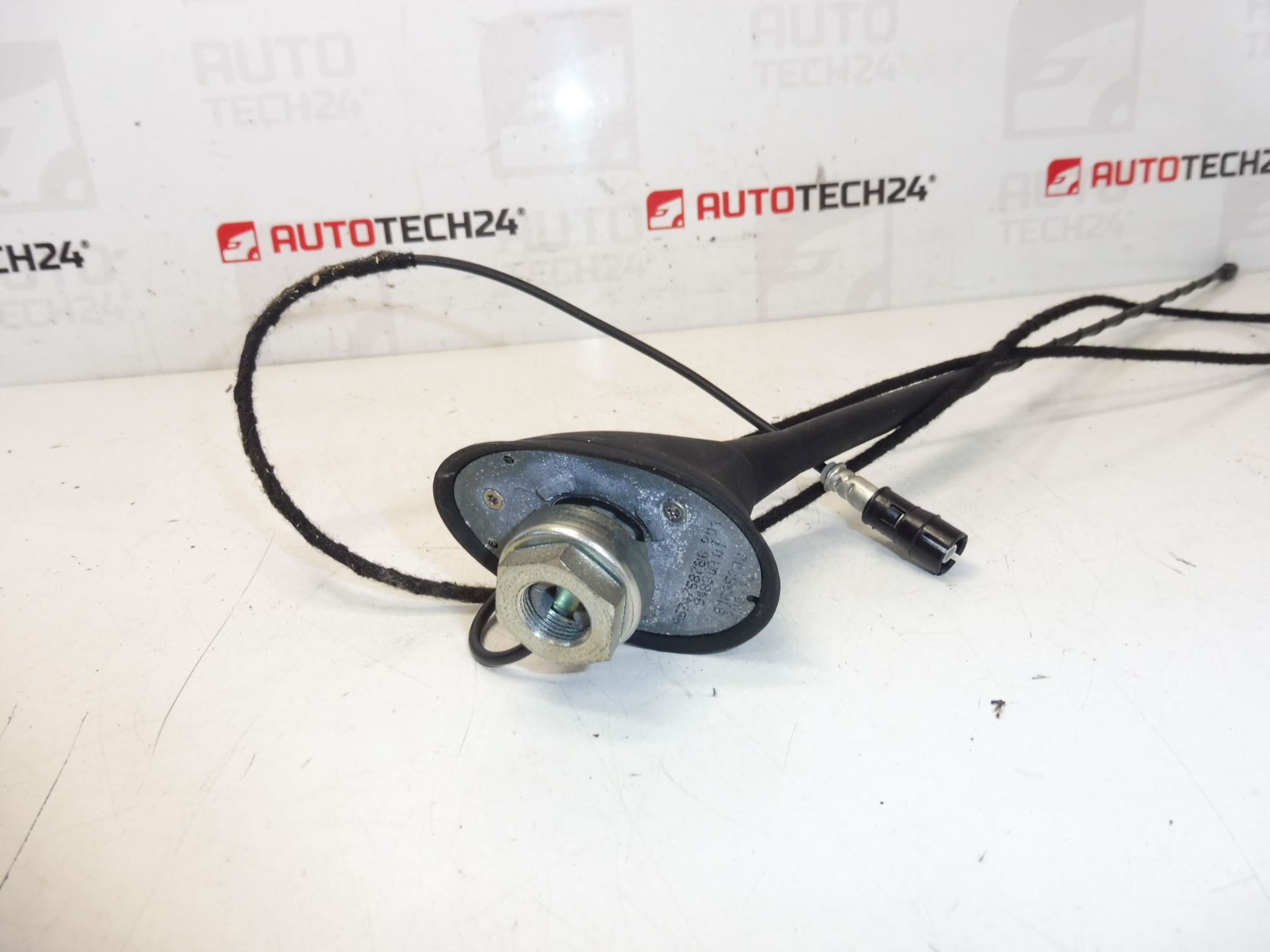 Antena Peugeot 207 9674768780 6587H9 6587J0 - obrazek 2