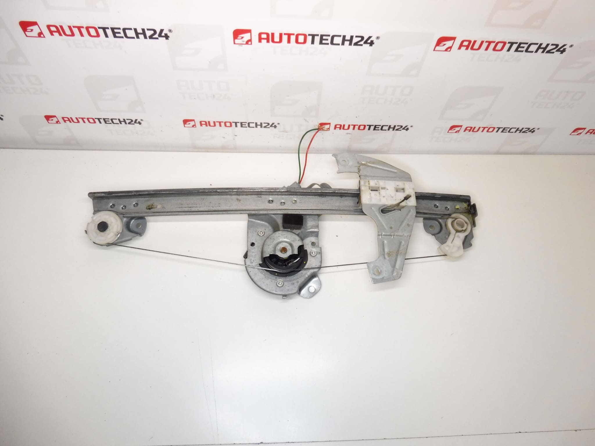 Mechanizm Podnoszenia Lewego Przedniego Szyby do Citroën C1 Peugeot 107 9221T8