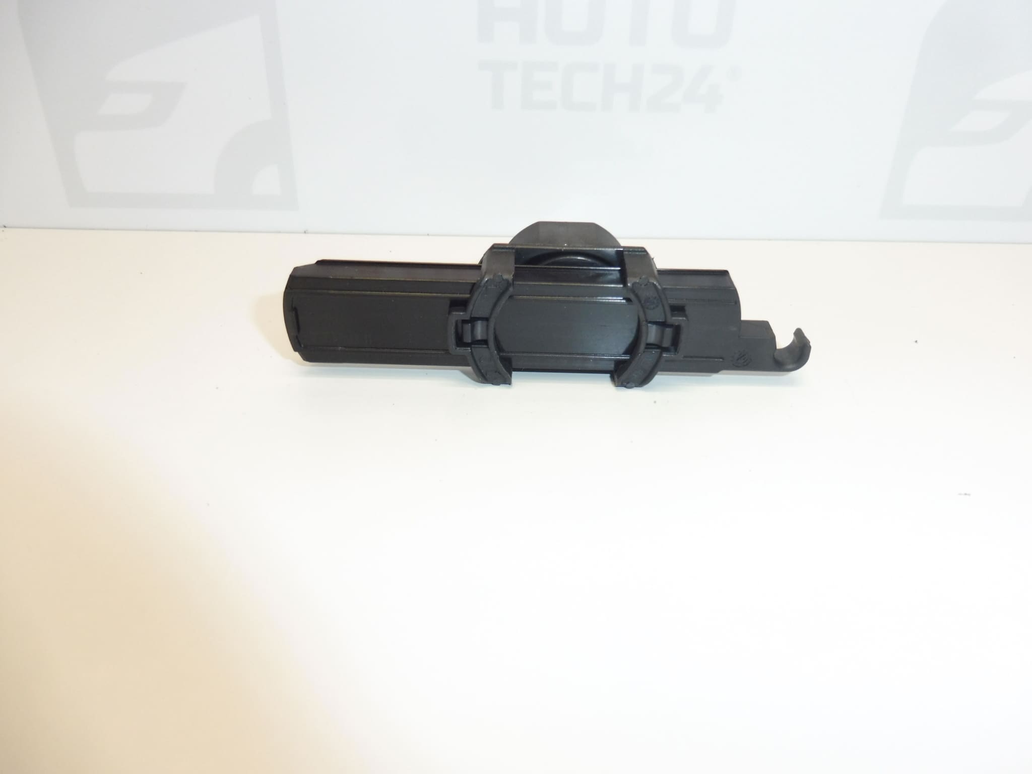 Hamulec do schowka podręcznego Citroen C4 II B7 i DS4 8218ZL - obrazek 2